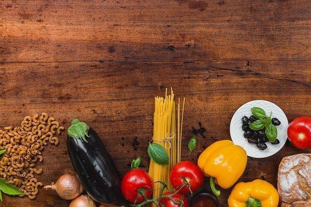 野菜とパスタの写真