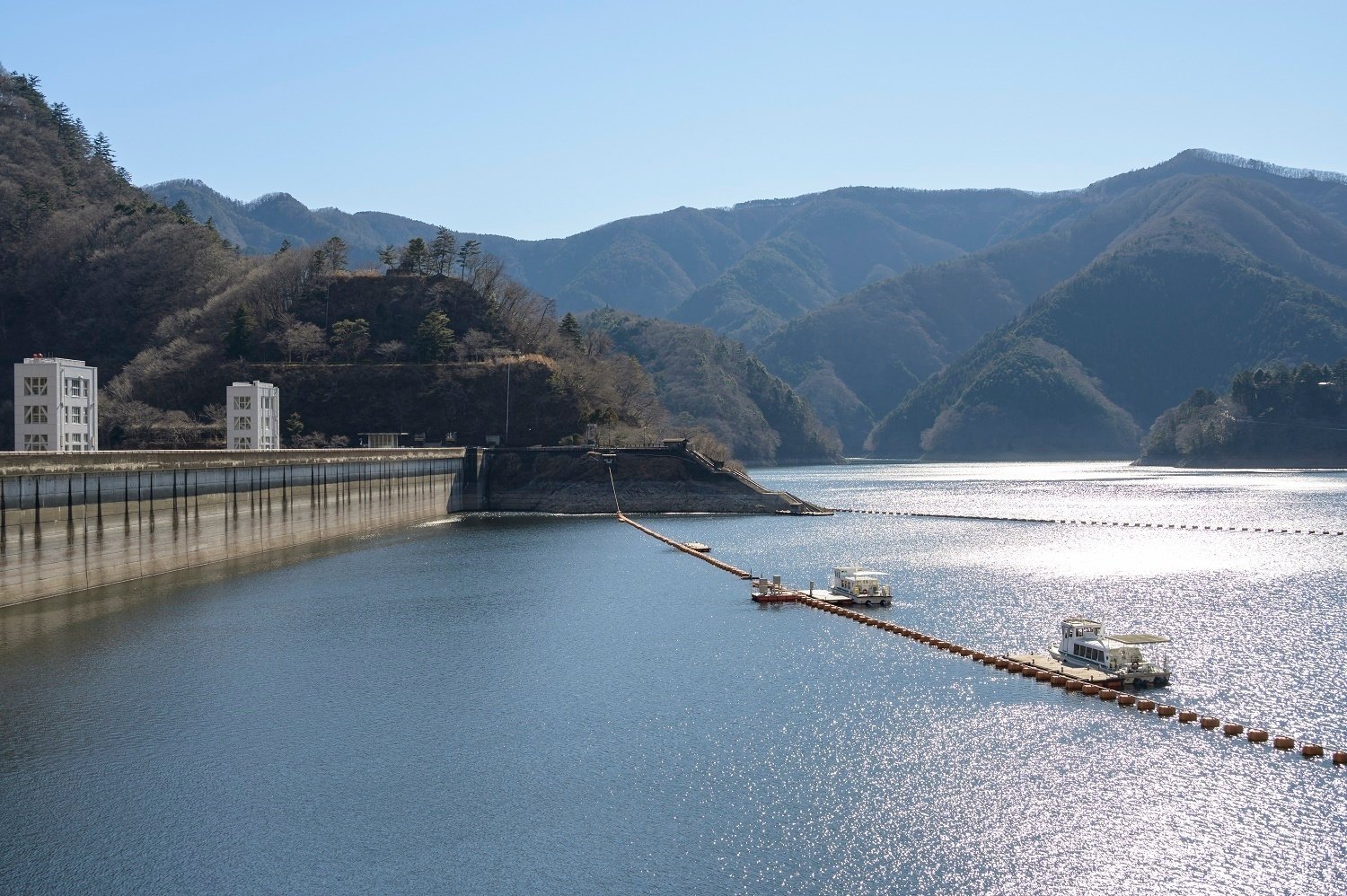 本日は晴天なりダムびより 東京都庁 本日は晴天なりダムびより 東京都庁