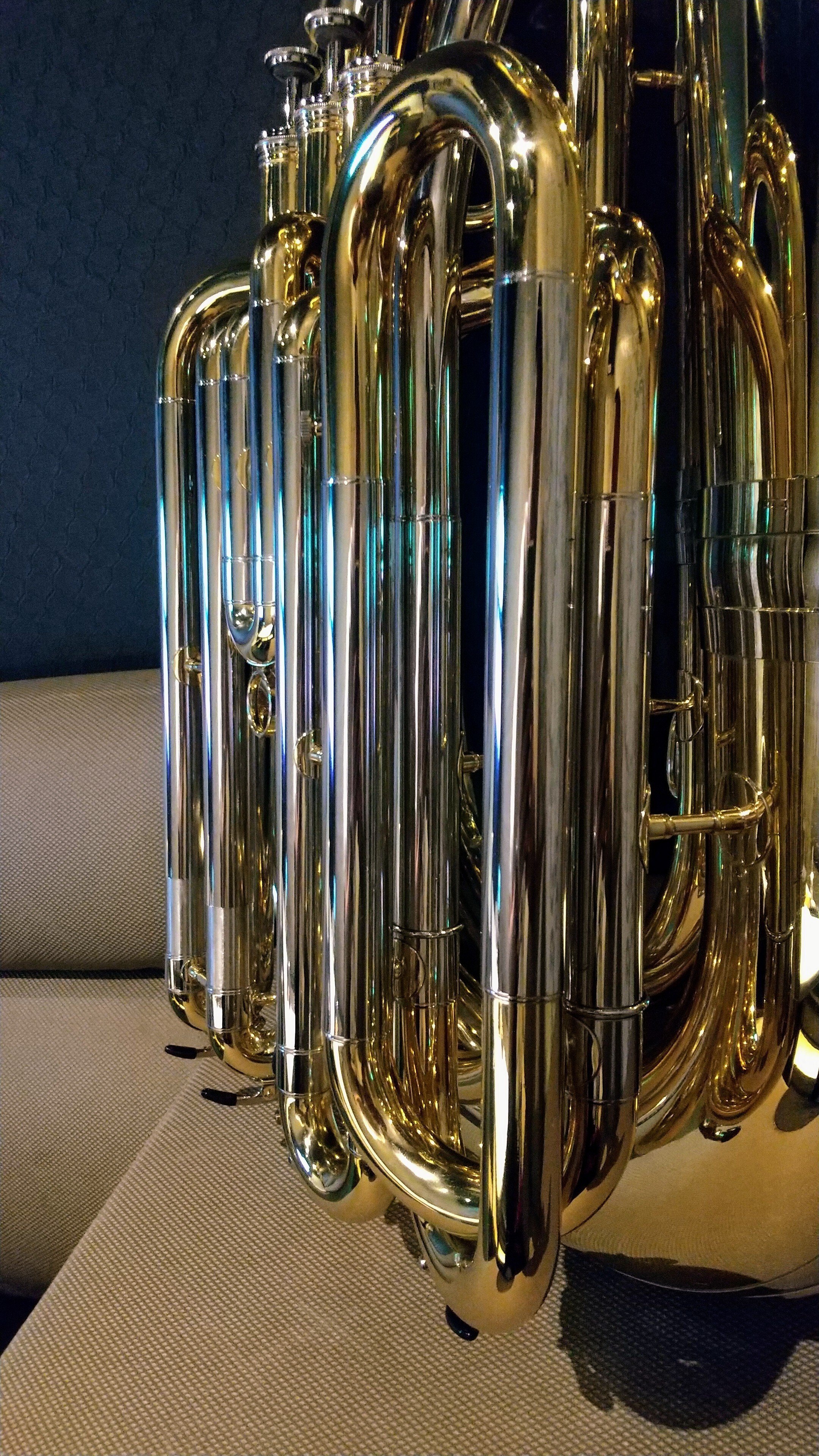 MNG : Dancing tuba ずんぐりむっくり|Daysuke Takaoka(blowbass) MNG : Dancing tuba ずんぐりむっくり|Daysuke Takaoka(blowbass)