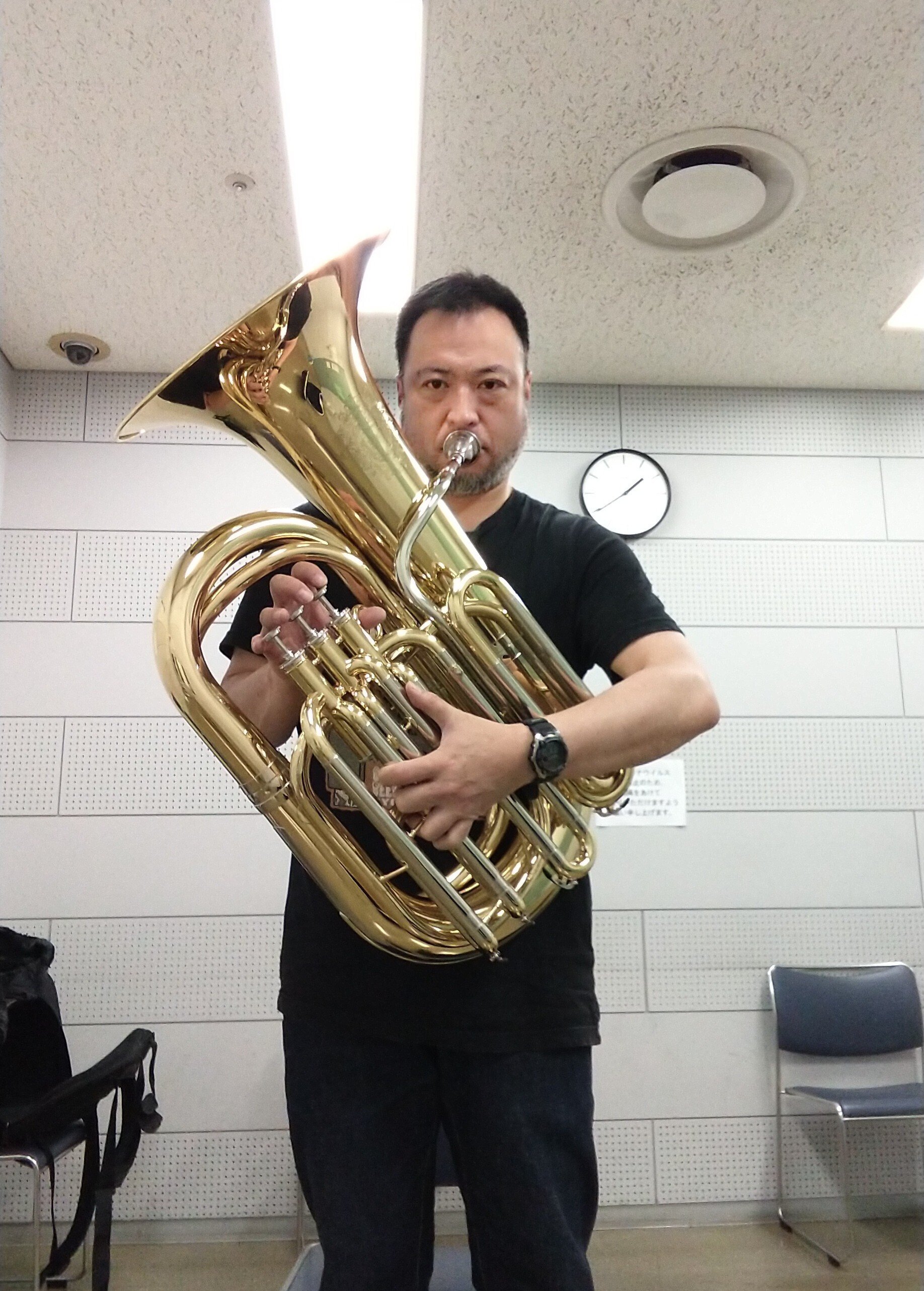 MNG : Dancing tuba ずんぐりむっくり|Daysuke Takaoka(blowbass) MNG : Dancing tuba ずんぐりむっくり|Daysuke Takaoka(blowbass)