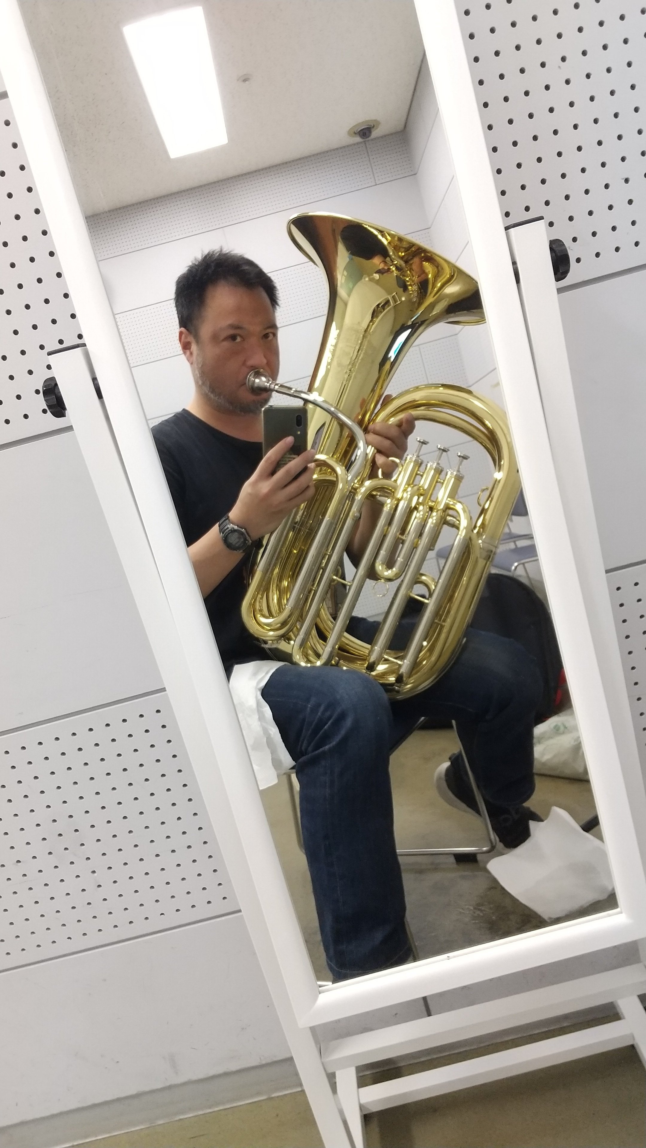 MNG : Dancing tuba ずんぐりむっくり|Daysuke Takaoka(blowbass) MNG : Dancing tuba ずんぐりむっくり|Daysuke Takaoka(blowbass)
