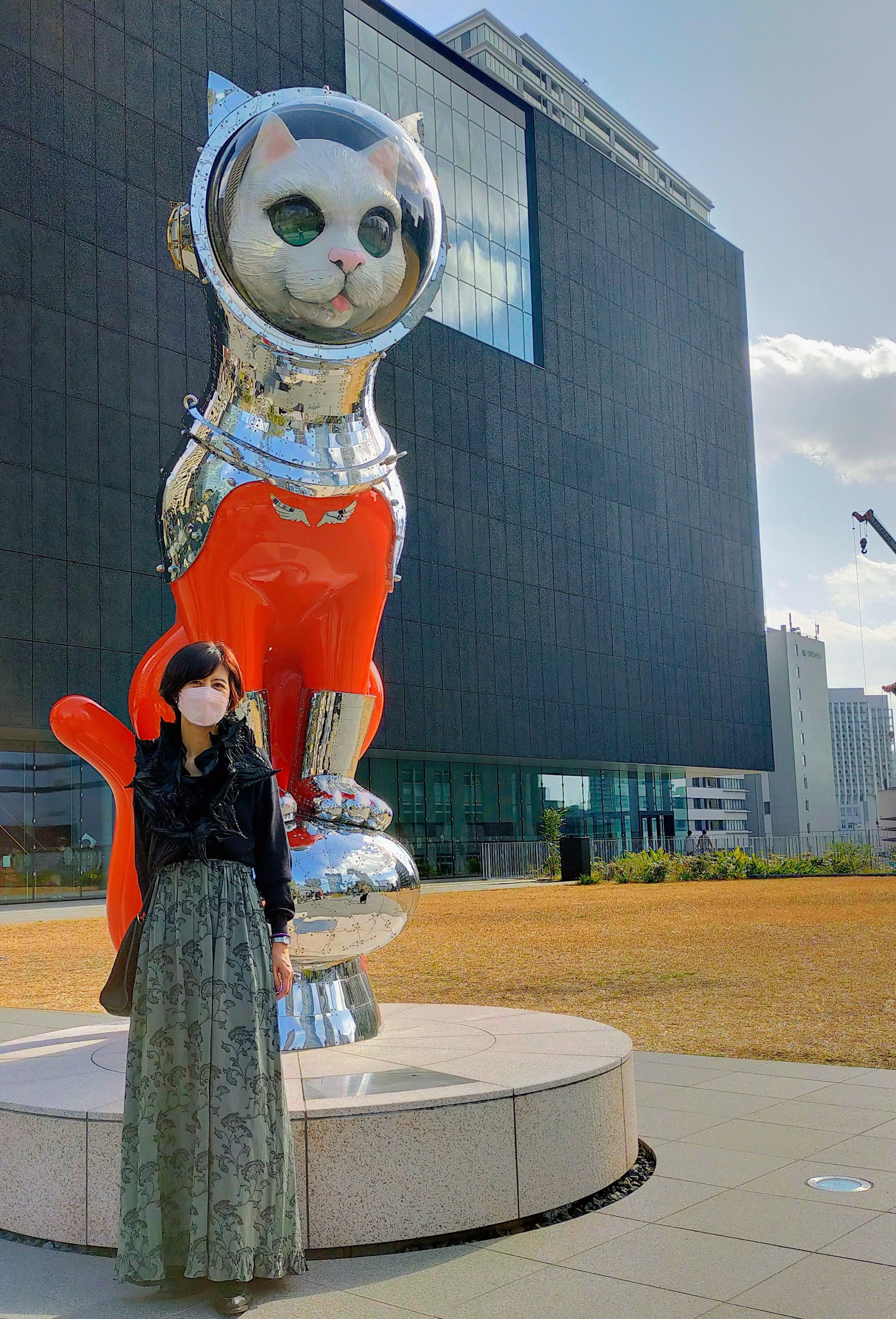 心に栄養。大阪中之島美術館。｜カニ | ファッション考察家