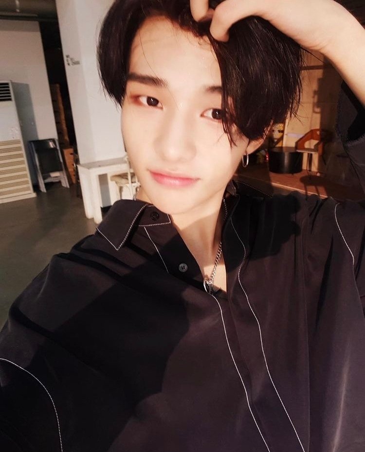 3月20日はヒョンジンの日🦙👑🦡｜はんこ。