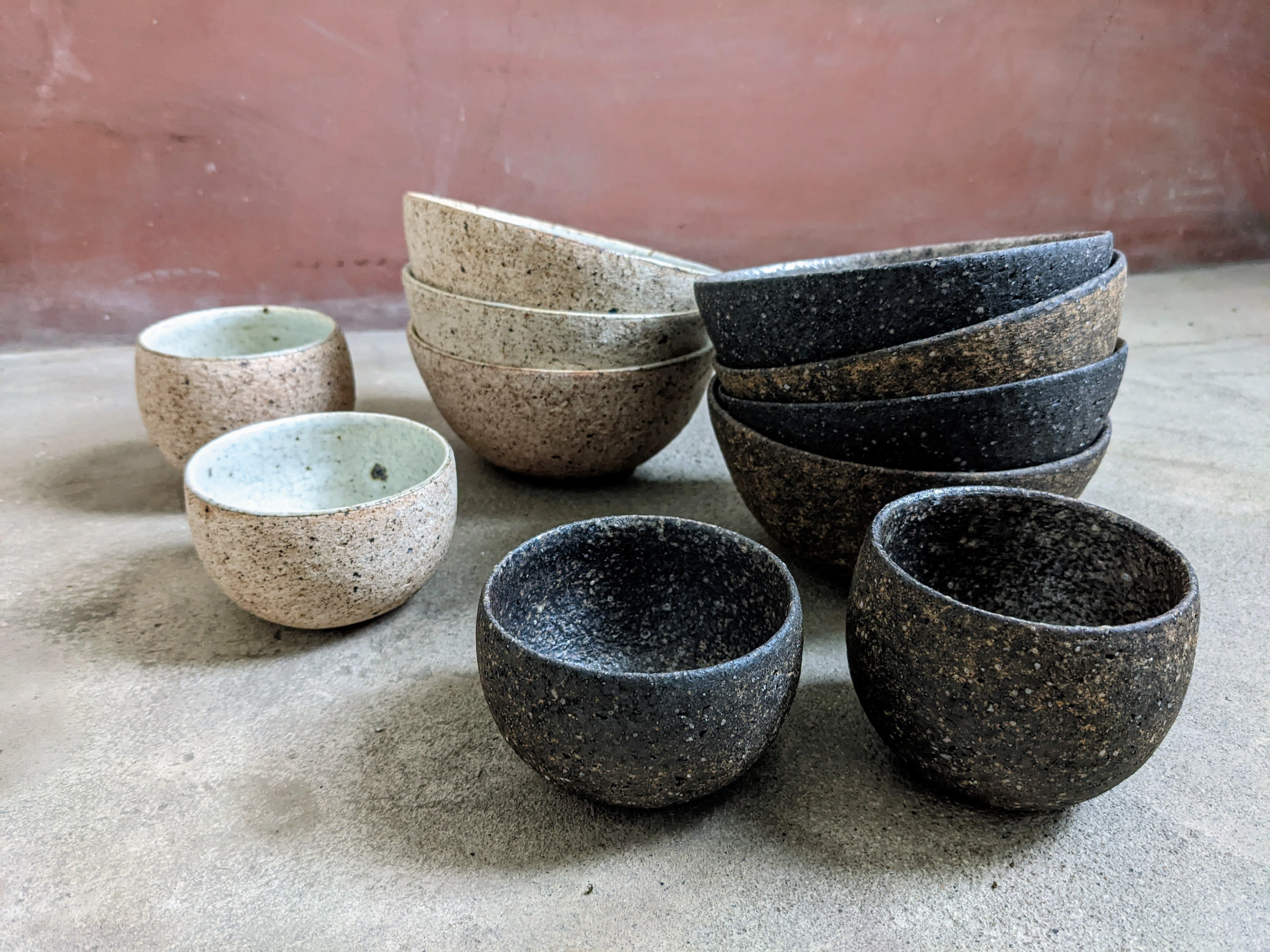草々に並ぶうつわvol.2：タナカシゲオ、畑中篤さん｜きょうこ｜暮らし