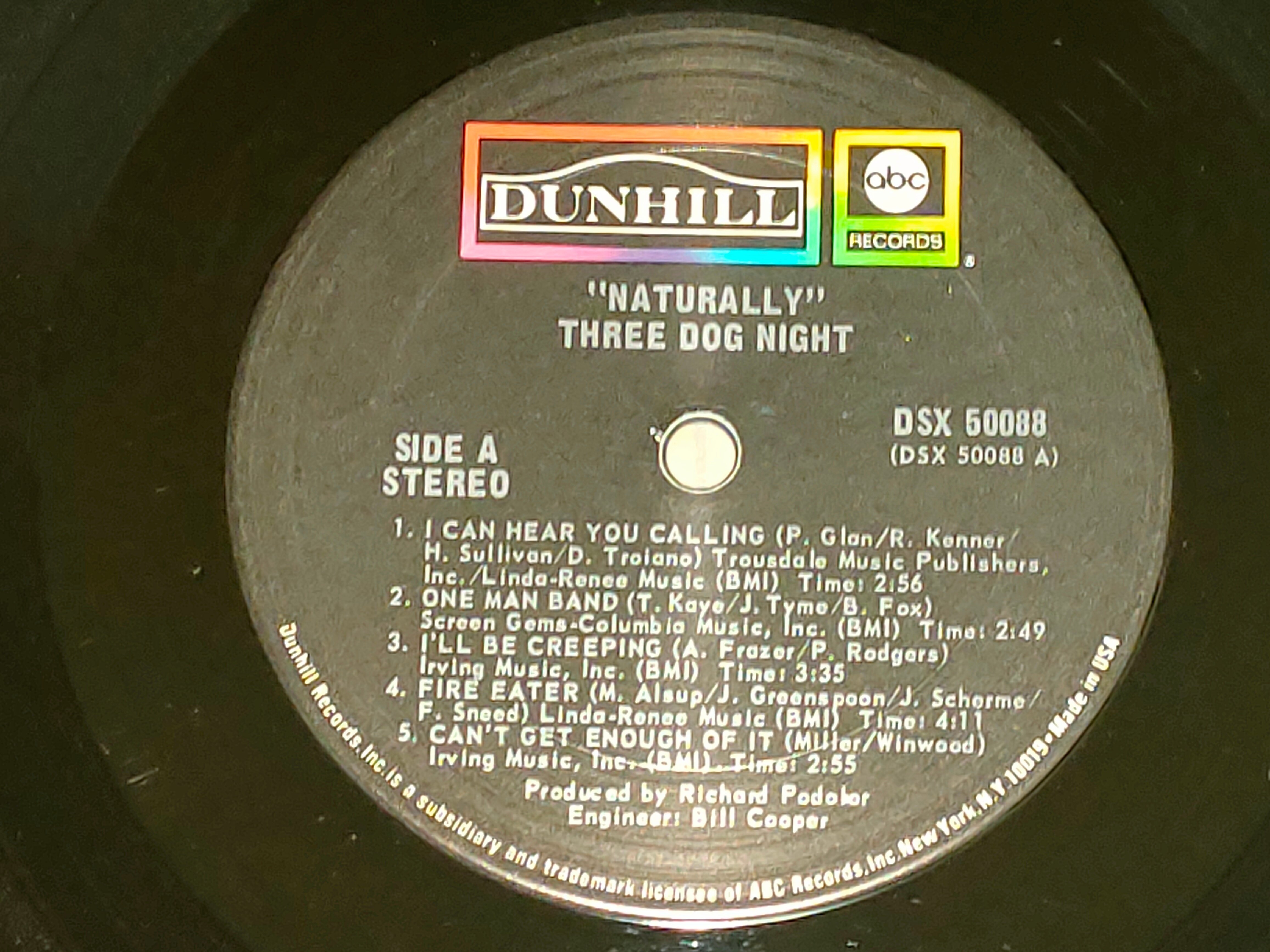 Naturally】(1970) Three Dog Night 「喜びの世界」収録の充実作