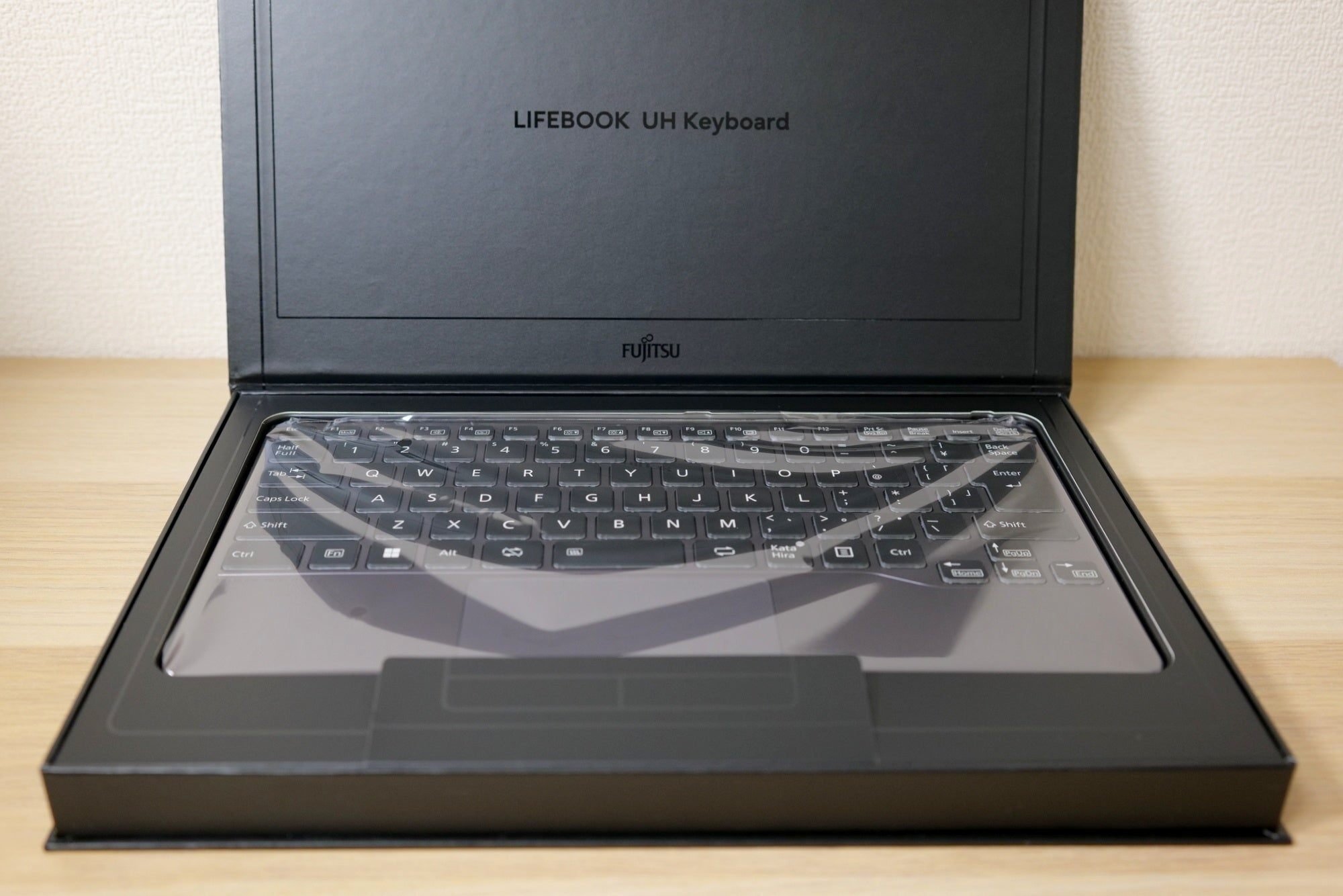 クラウドファンディングで支援していた「LIFEBOOK UH Keyboard」が届き