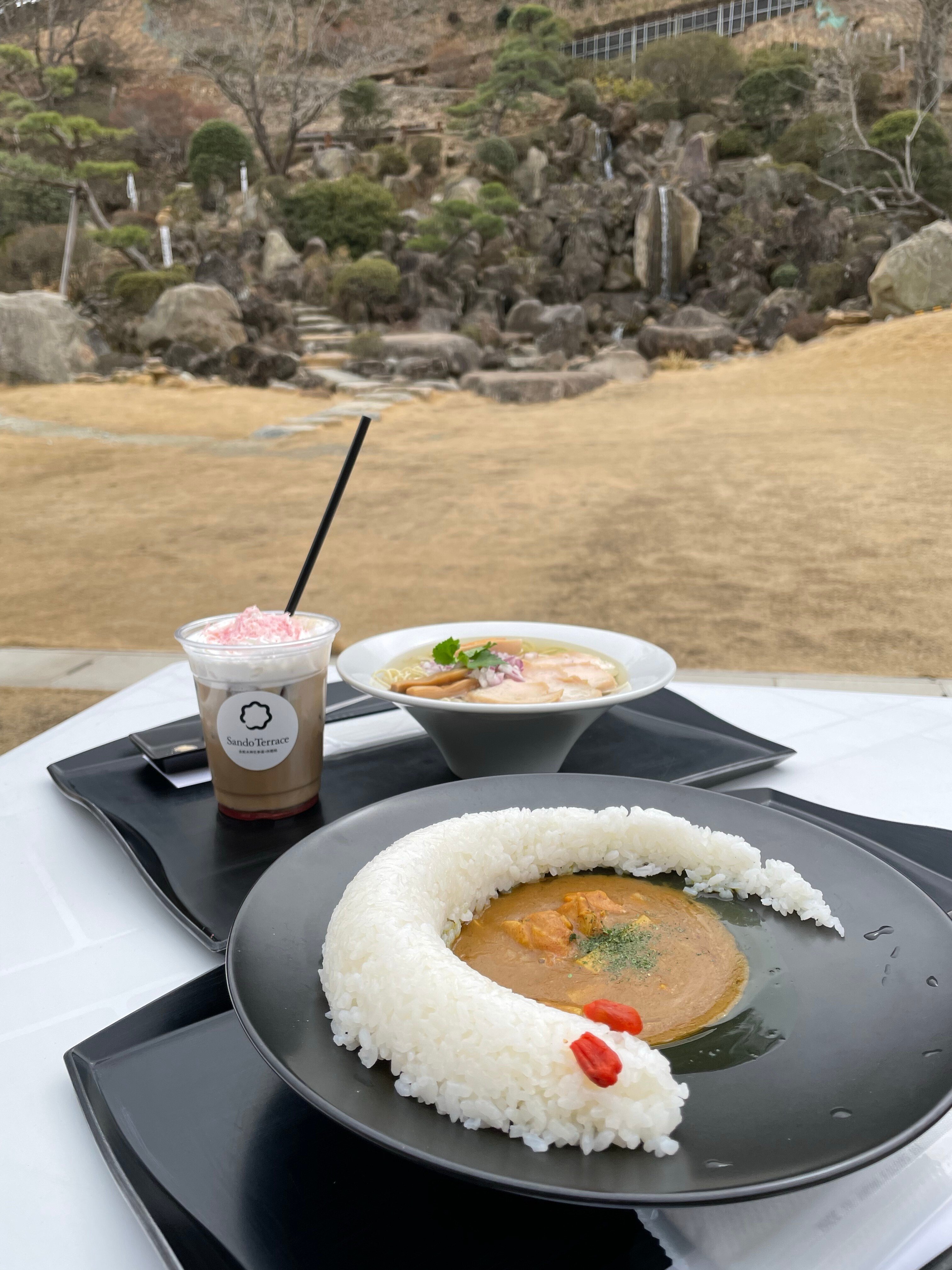 ☆Iwanuma Style☆ 〜金運アップ？！するかもしれない白蛇アイス