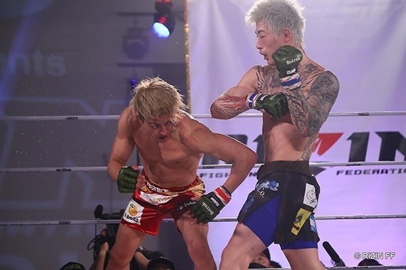AMNJX ロンT 平本蓮　RIZIN UFC AMNJX(平本蓮)×RIZIN コラボTシャツ Mサイズ 格闘技 朝倉未来