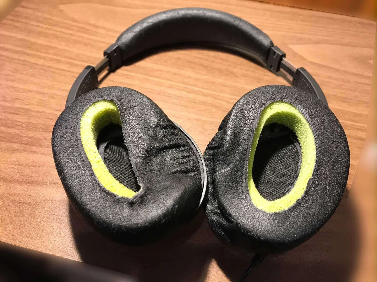 中古 BOSE 終わらし QC15 ノイズキャンセリングヘッドフォン ボーズ