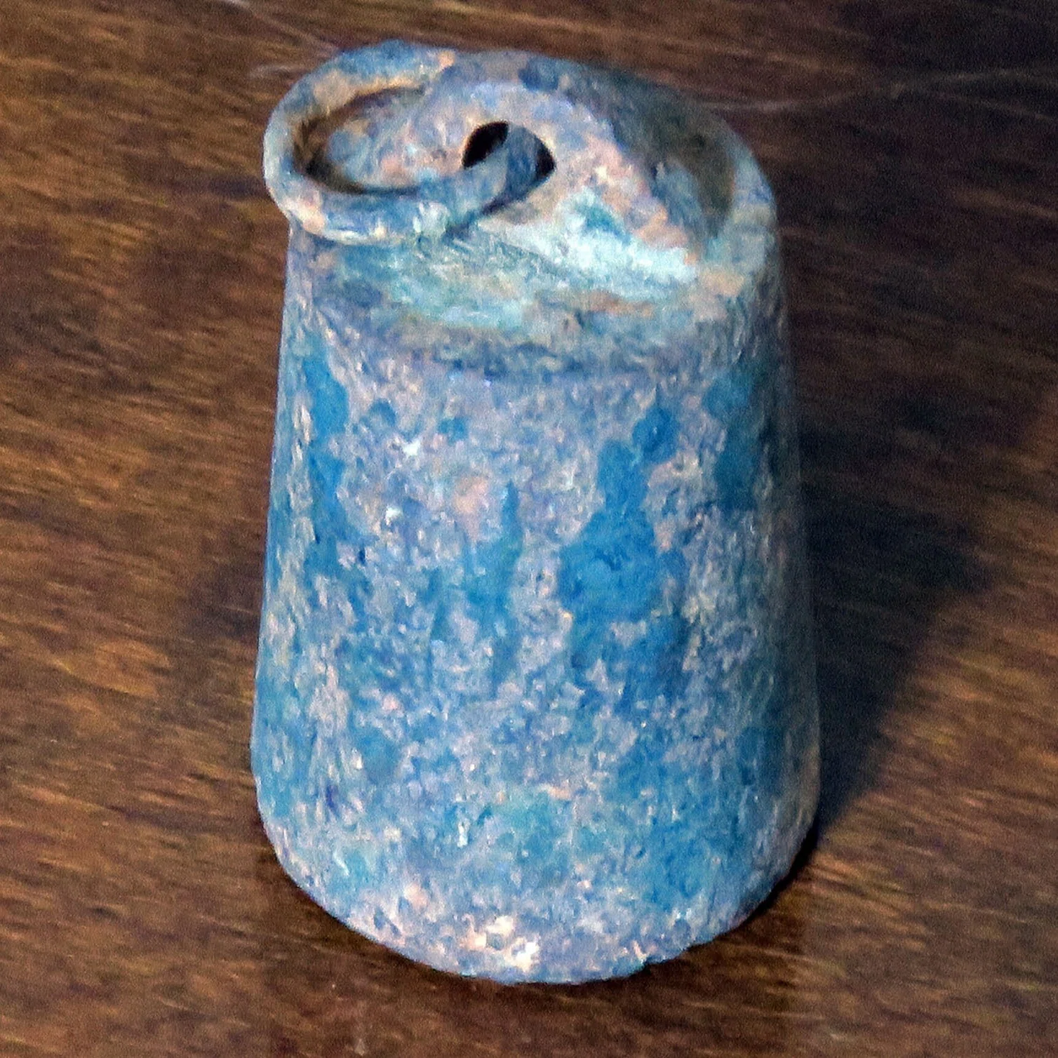 鐘形の分銅｜塚本芳久