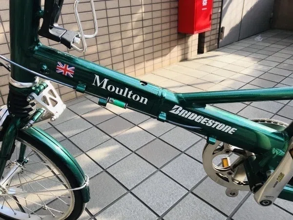 お洒落な小径自転車「ブリヂストン モールトン」とはどんな自転車