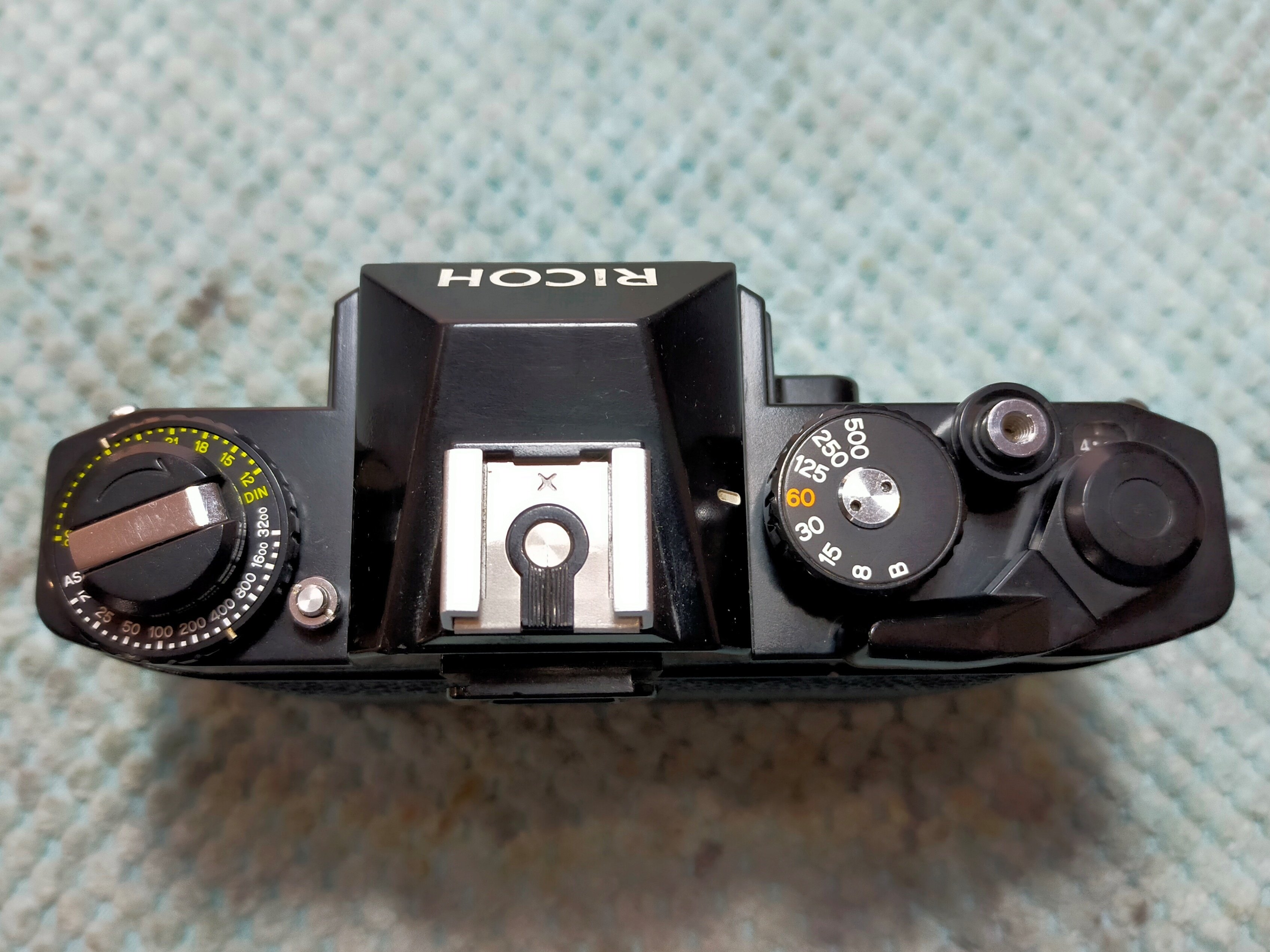 Poor-man's Summicron (貧者ズミクロン) Ricoh XR Rikenon 50mm
