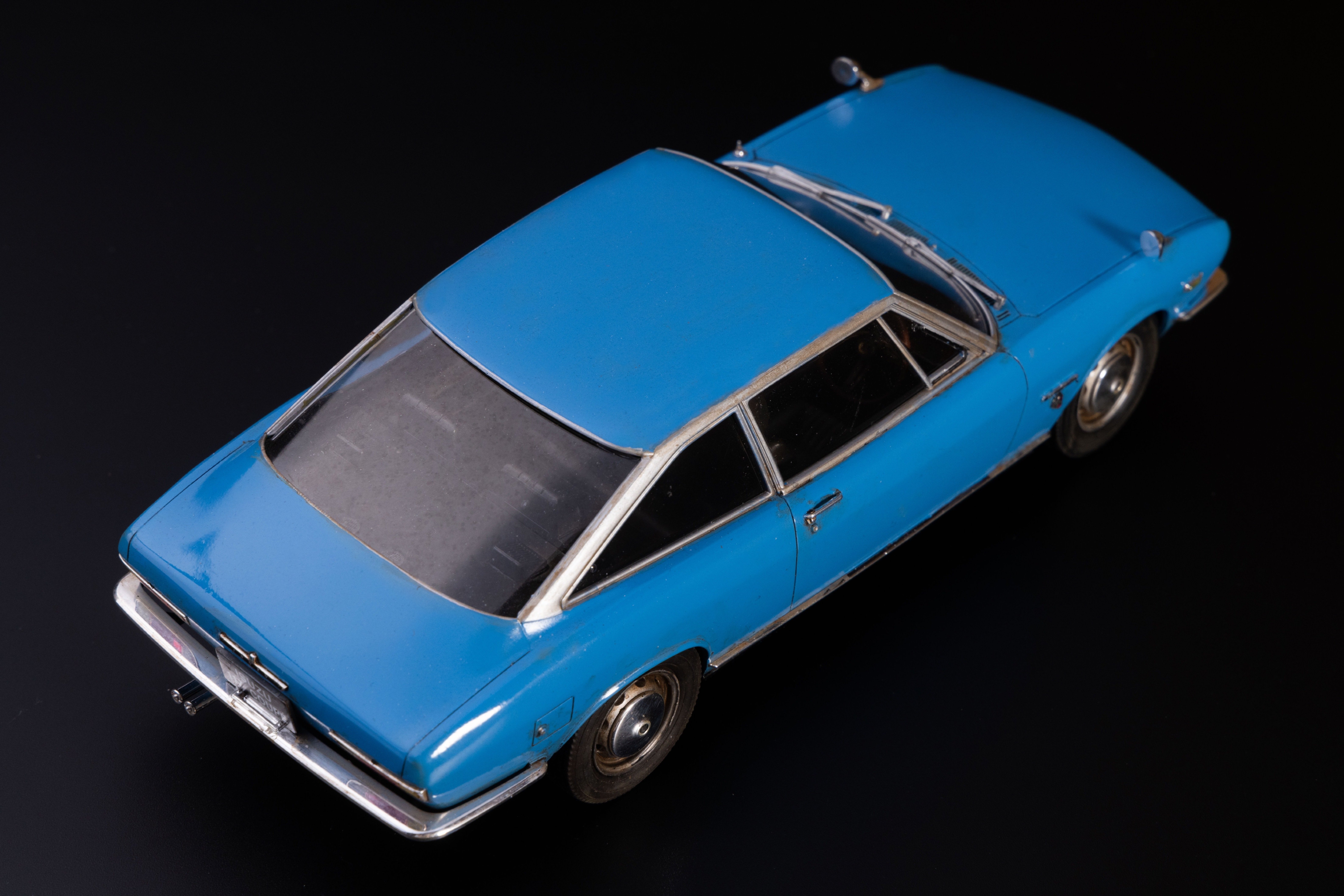 3日で作る車模型「ハセガワ 1/24 いすゞ117クーペ」〜完成編
