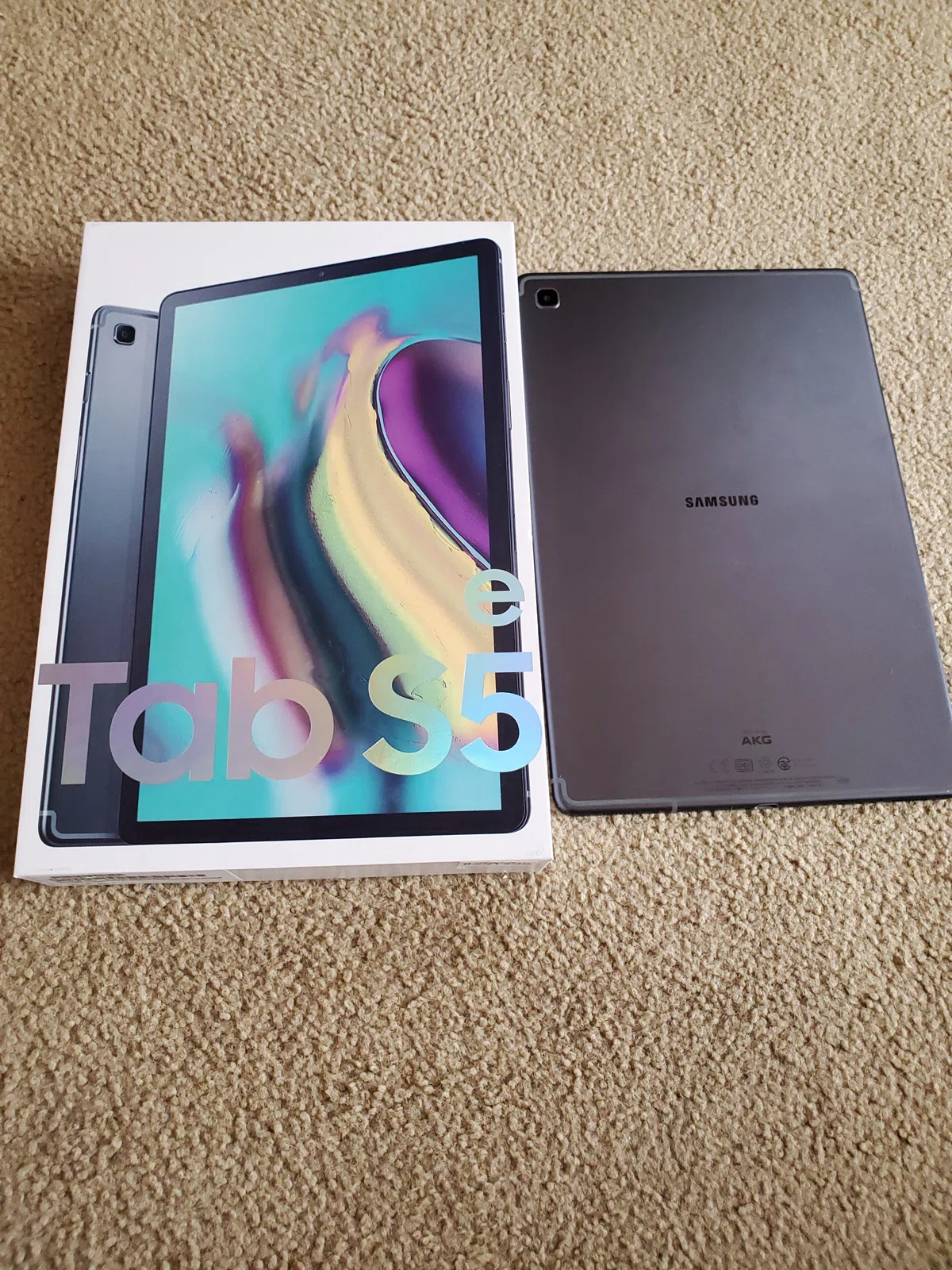 12.4インチ Galaxy Tab S7 FE 純正カバー Sペン付き（イオシスで買った 