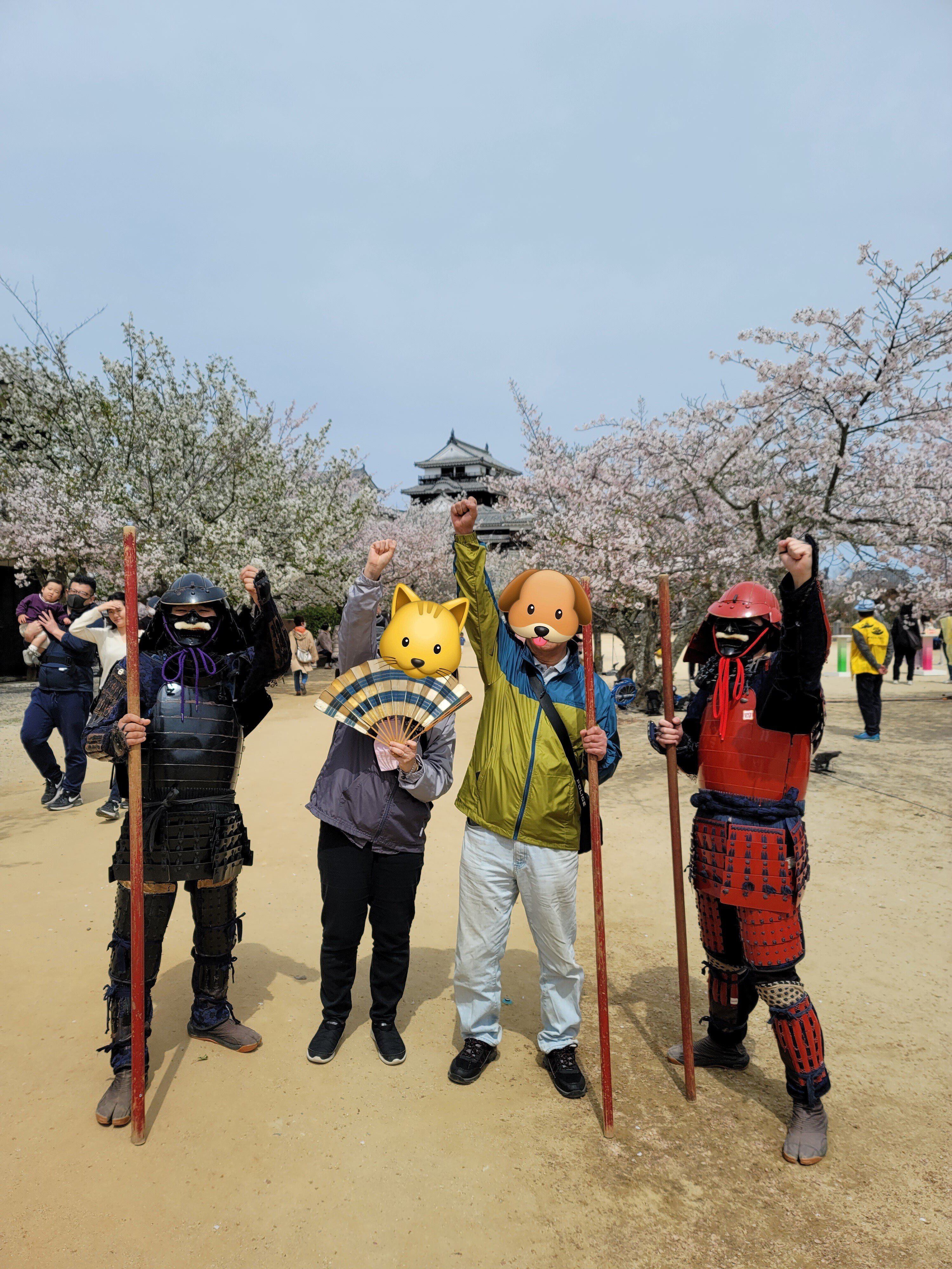 車中泊で 桜 と日本一周 11県目 愛媛編 松山城は桜の雲の上 地球へ途中下車夫婦 根津眞澄 妻 オット Note 車中泊で 桜 と日本一周 11県目 愛媛編 松山城は桜の雲の上 地球へ途中下車夫婦 根津眞澄 妻 オット Note