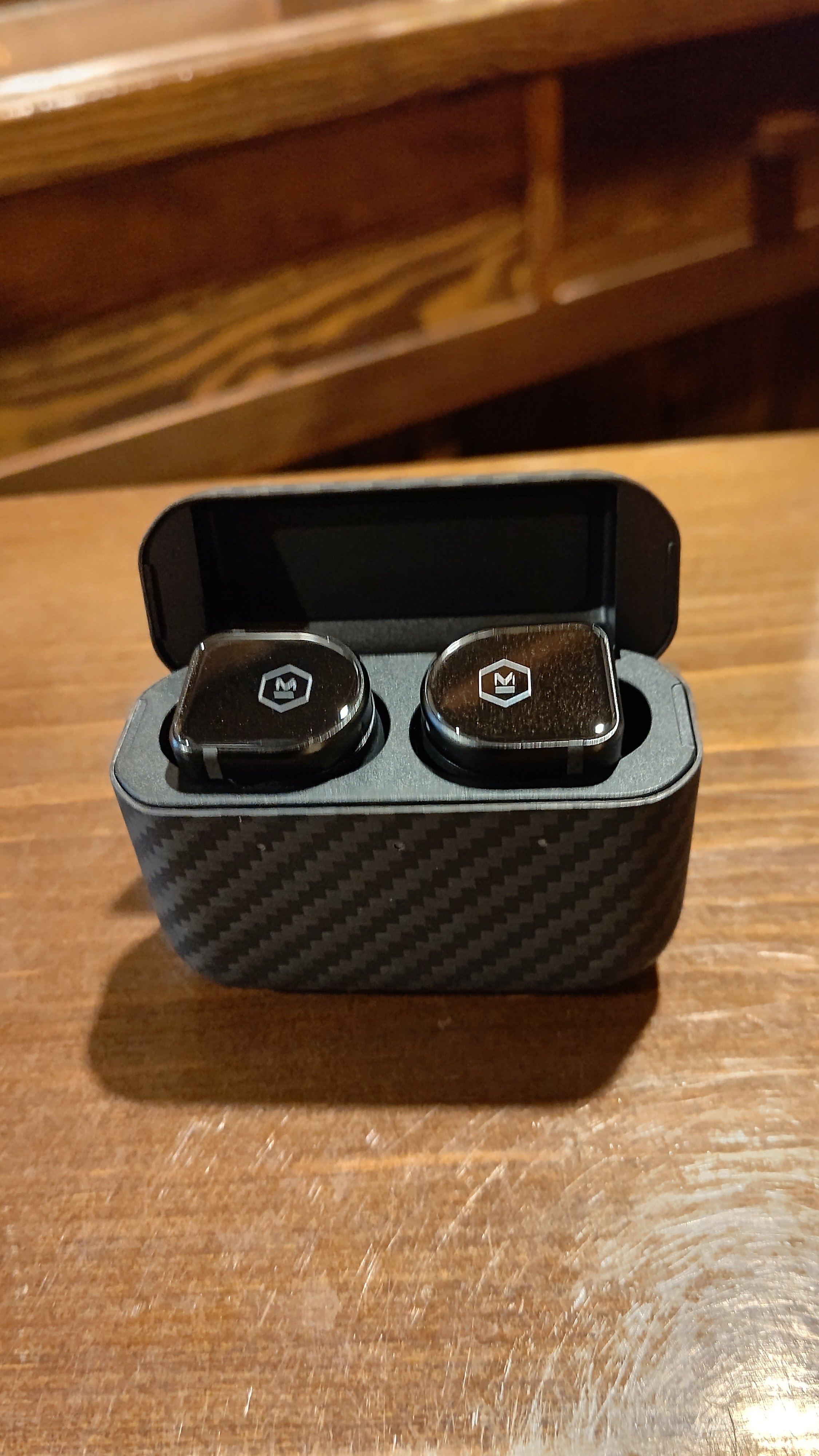 もはや完璧としか言いようがない！MASTER & DYNAMICの『MW08 Sport