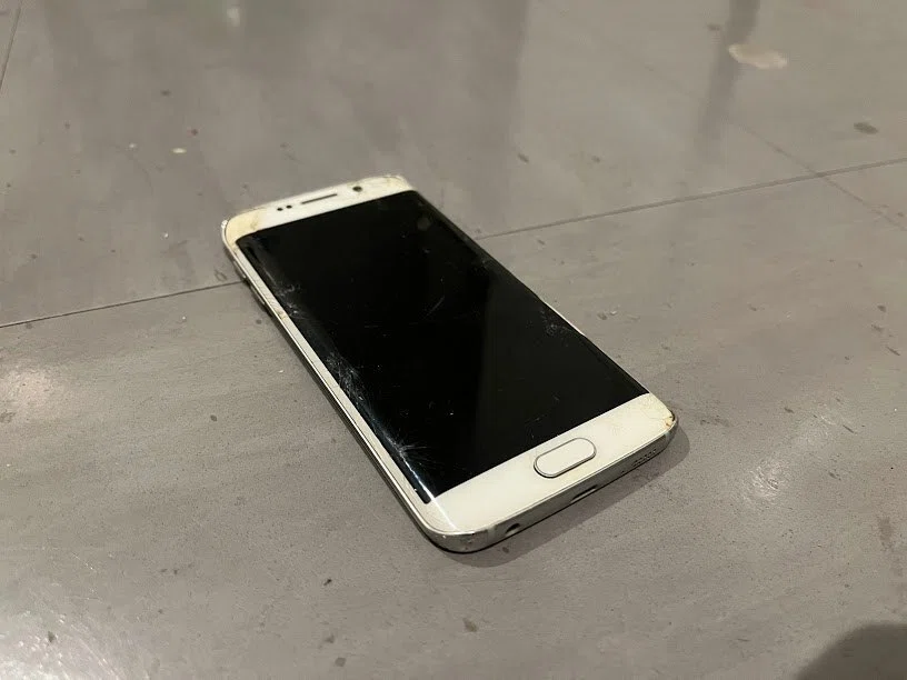 7年使い続けていたAndroidのスマートフォンが壊れて良かった｜たんたん 