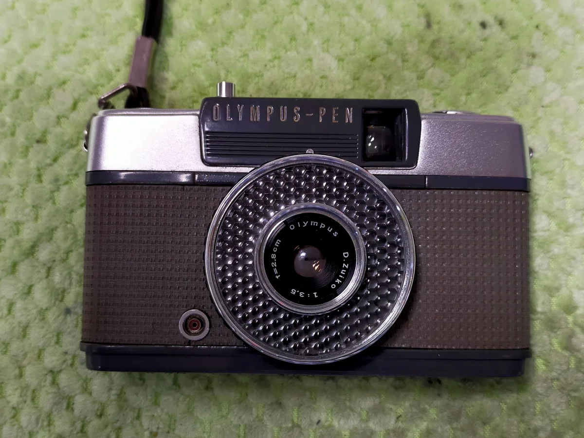 分解整備品・完動品」OLYMPUS PEN FT Olympus Pen FTの分解｜フィルム