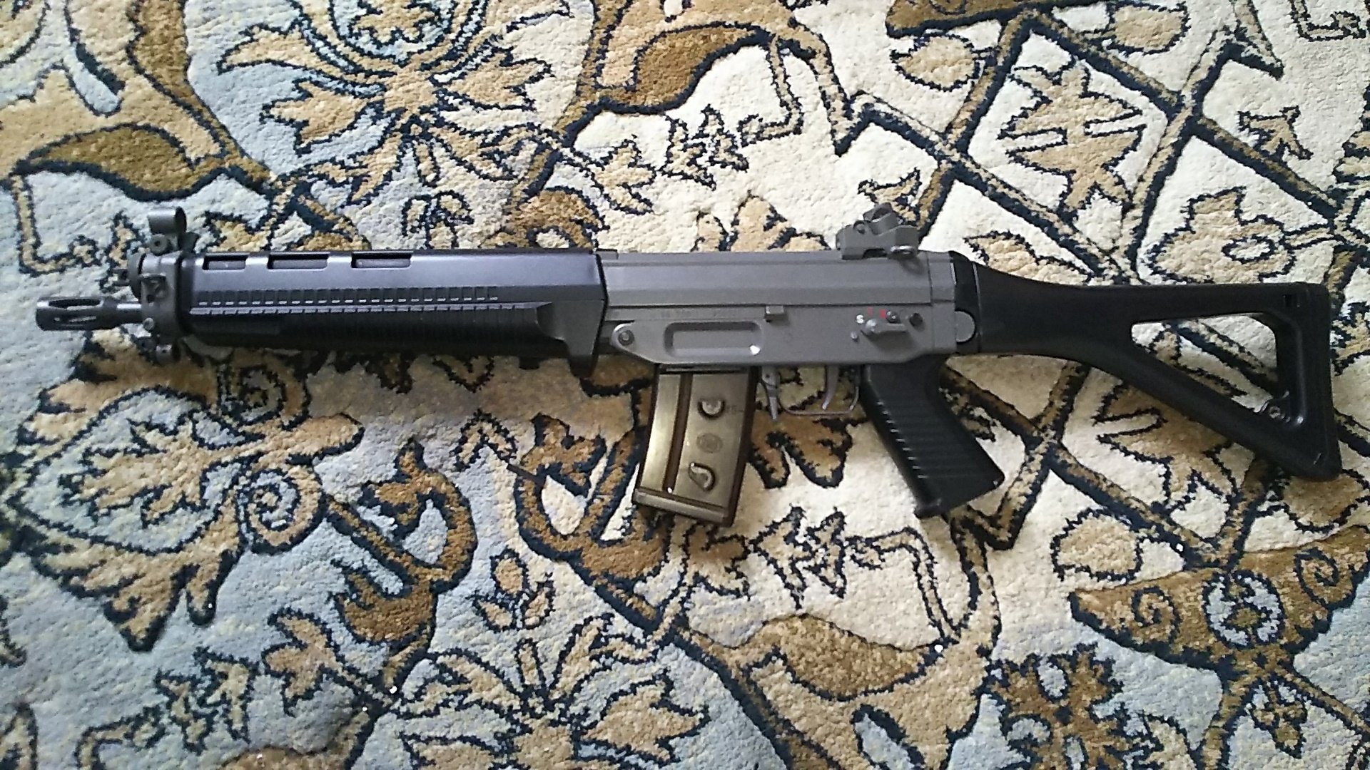 激安 東京MARUI SIG SG551