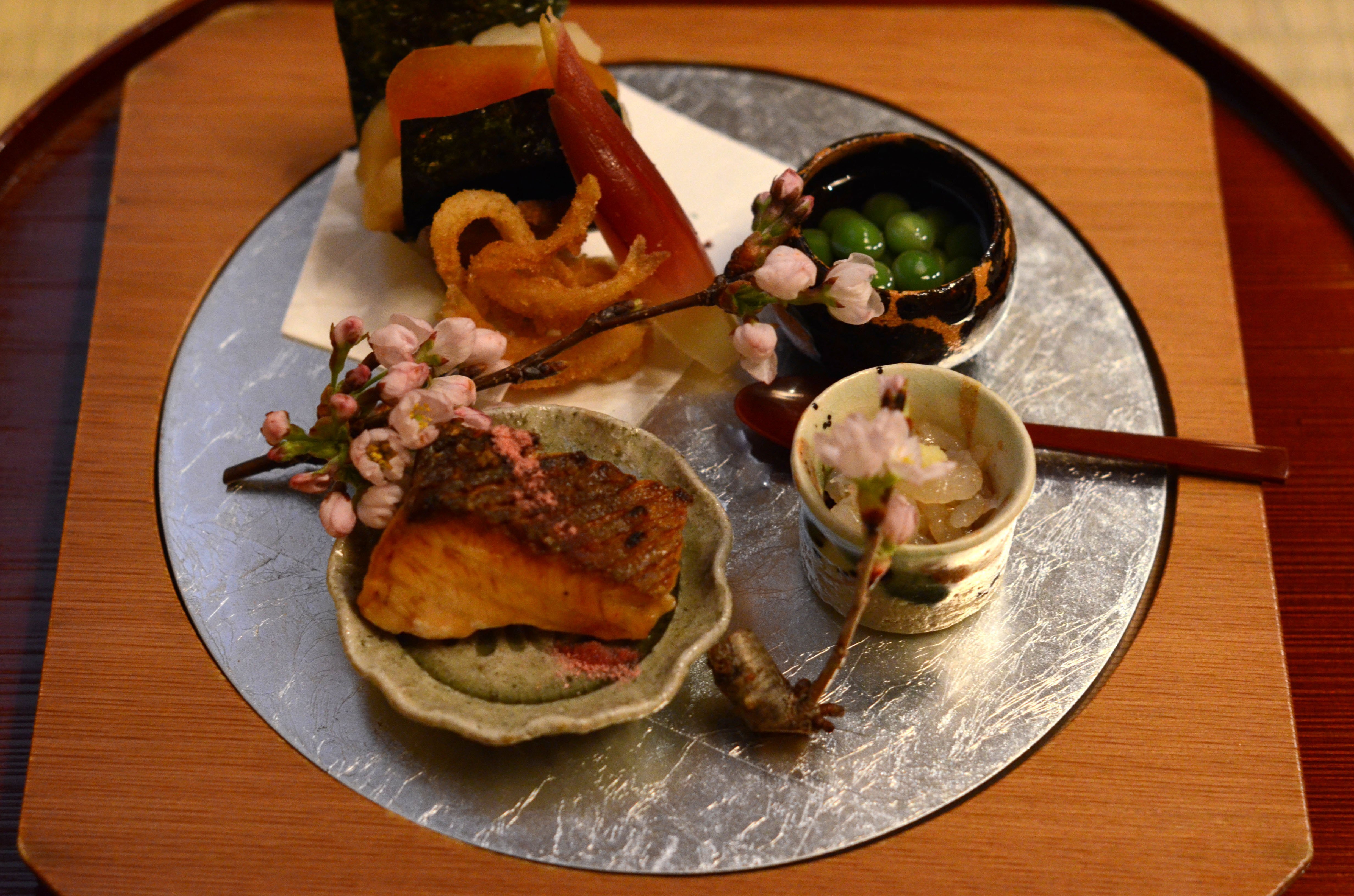 まったく同じ料理にならないように、料理に完成はない｜卯月の献立