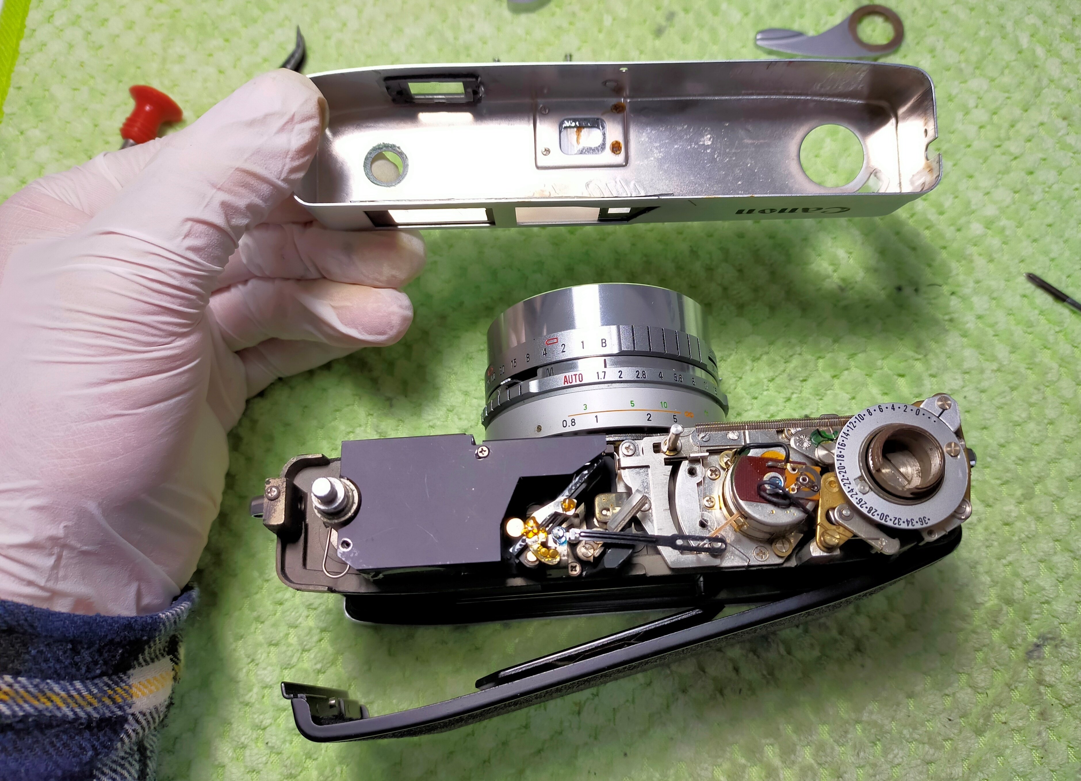 Canon Canonet QL17の分解|フィルムカメラ修理のアクアカメラ Canon Canonet QL17の分解|フィルムカメラ修理のアクアカメラ