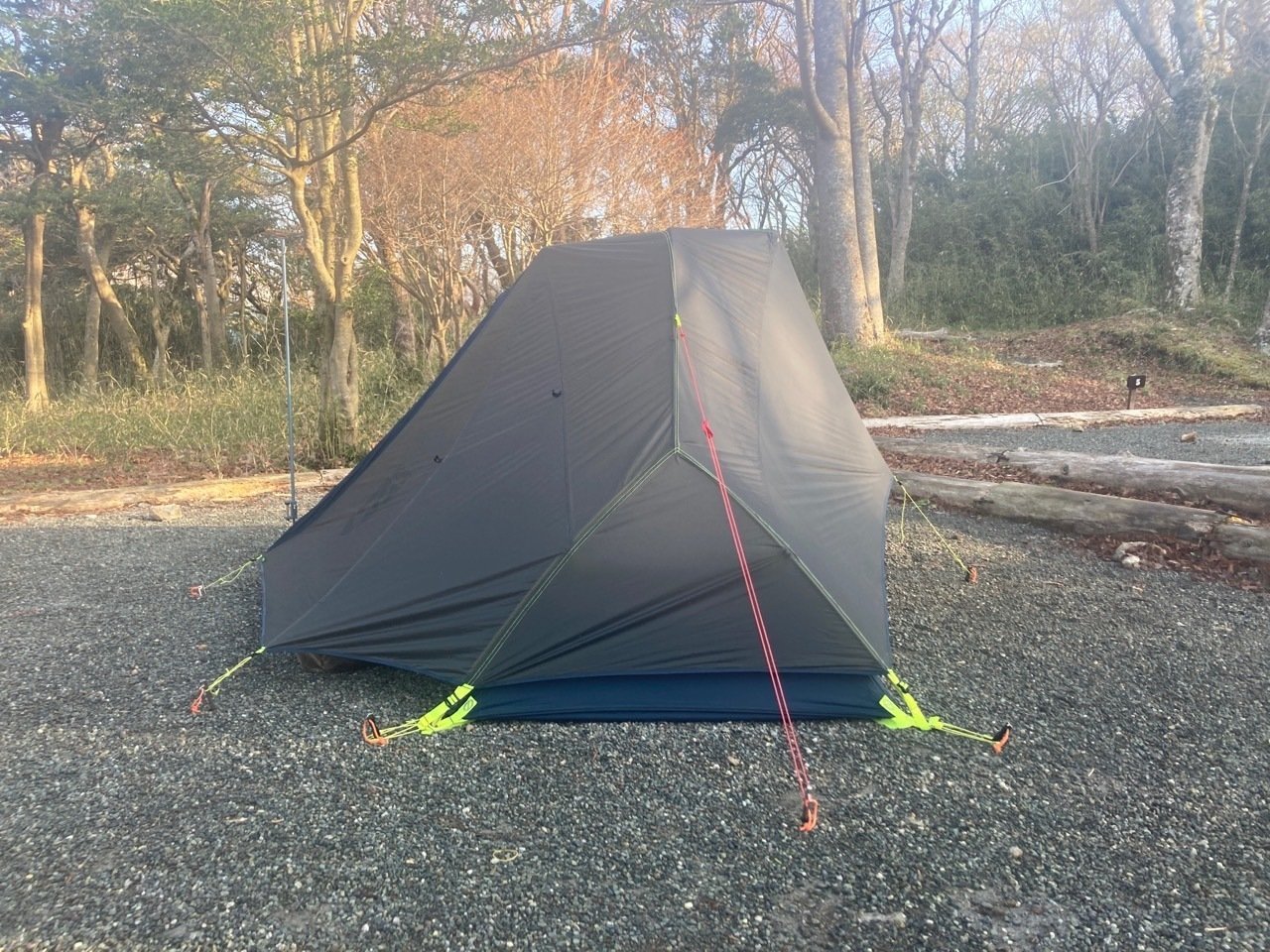 バックパックキャンパーがNEMO DRAGONFLY BIKEPACK 1Pの良さをただただ