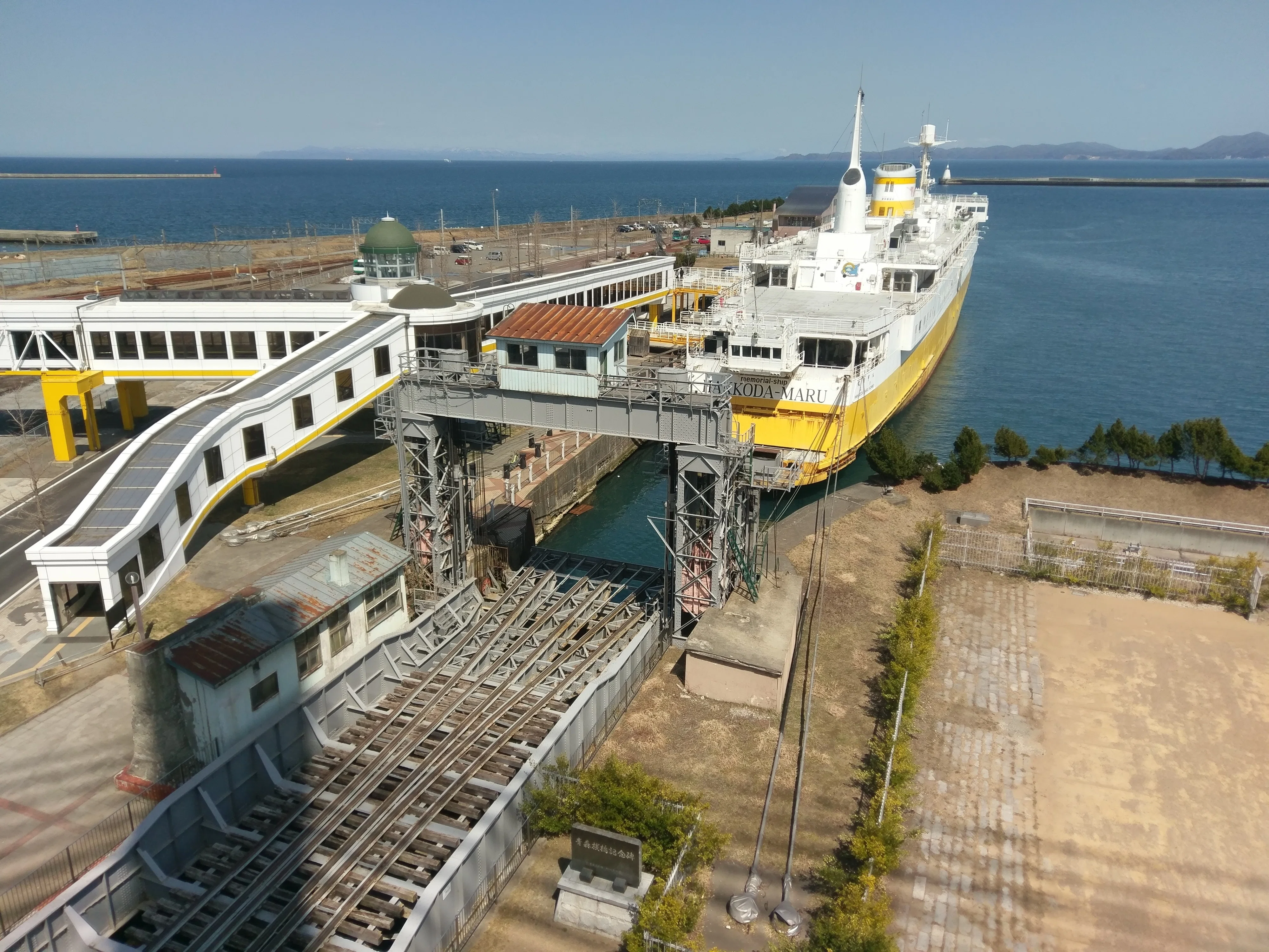 青春18きっぷ1枚で行く日本縦断旅2日目｜pyocopel