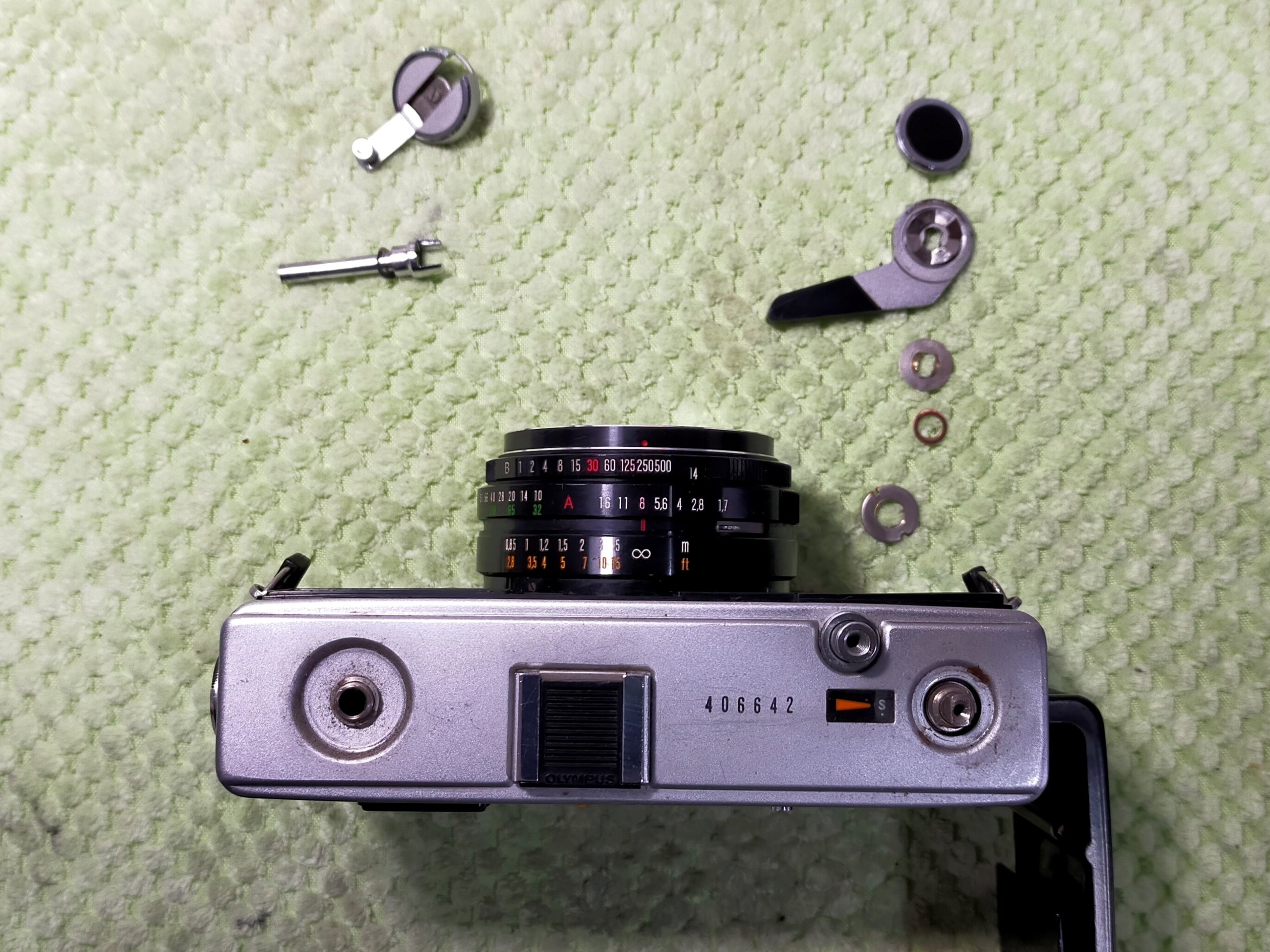 Olympus 35 UC シャッター切れます一応 ジャンクで - メルカリ
