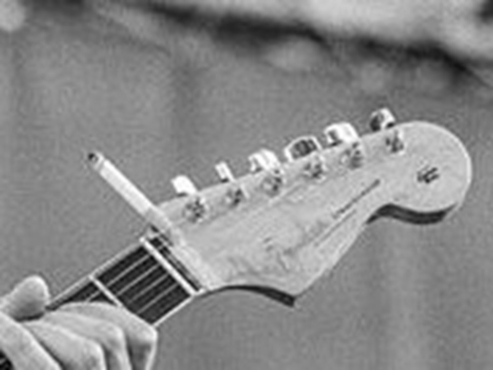 リプレイスメントパーツを用いたFender Player LEAD3のAllan