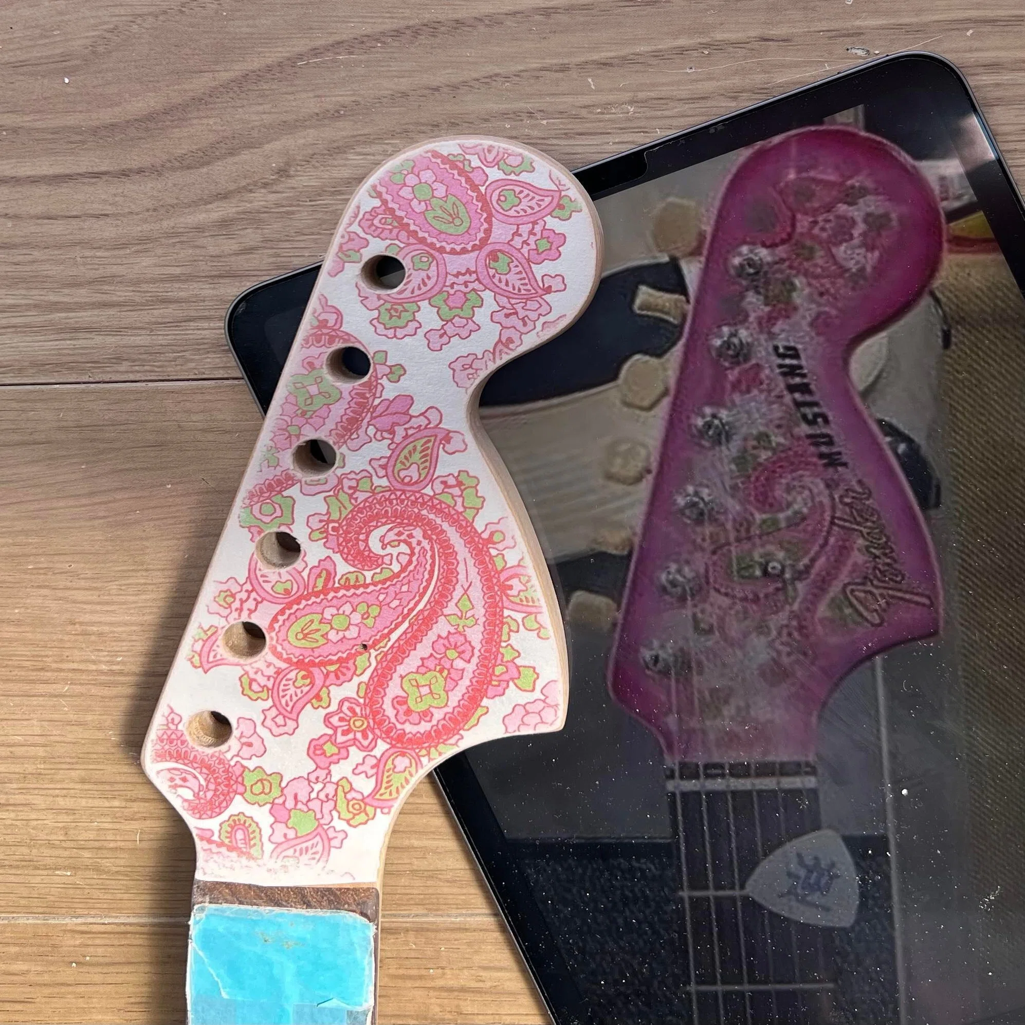 Pink Paisley.｜Charley Yang