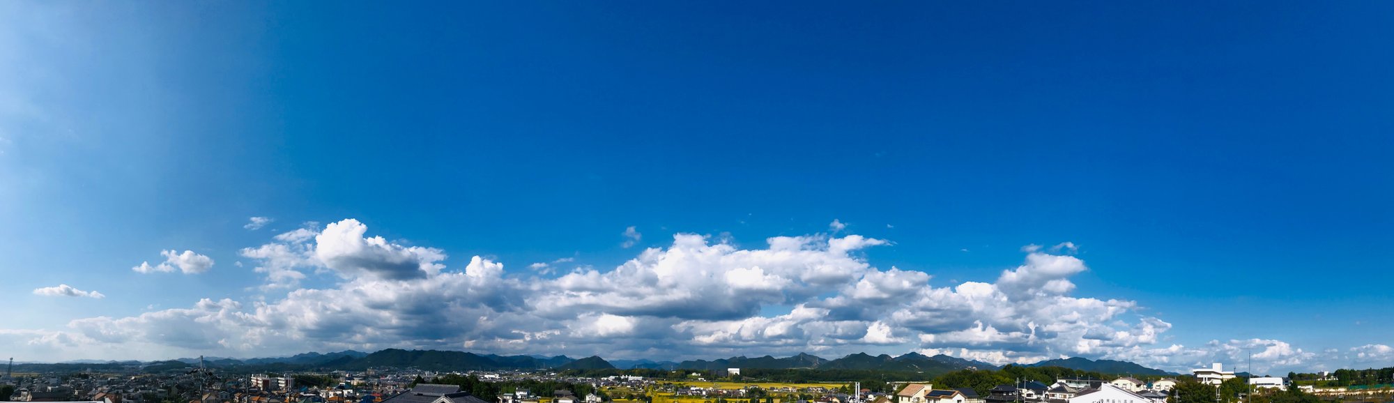 ここは ソラドコロ ニッポンの中心で空を撮る エモい写真21枚で紹介します 神戸新聞公式 うっとこ兵庫 ここは ソラドコロ ニッポンの中心で空を撮る エモい写真21枚で紹介します 神戸新聞公式 うっとこ兵庫
