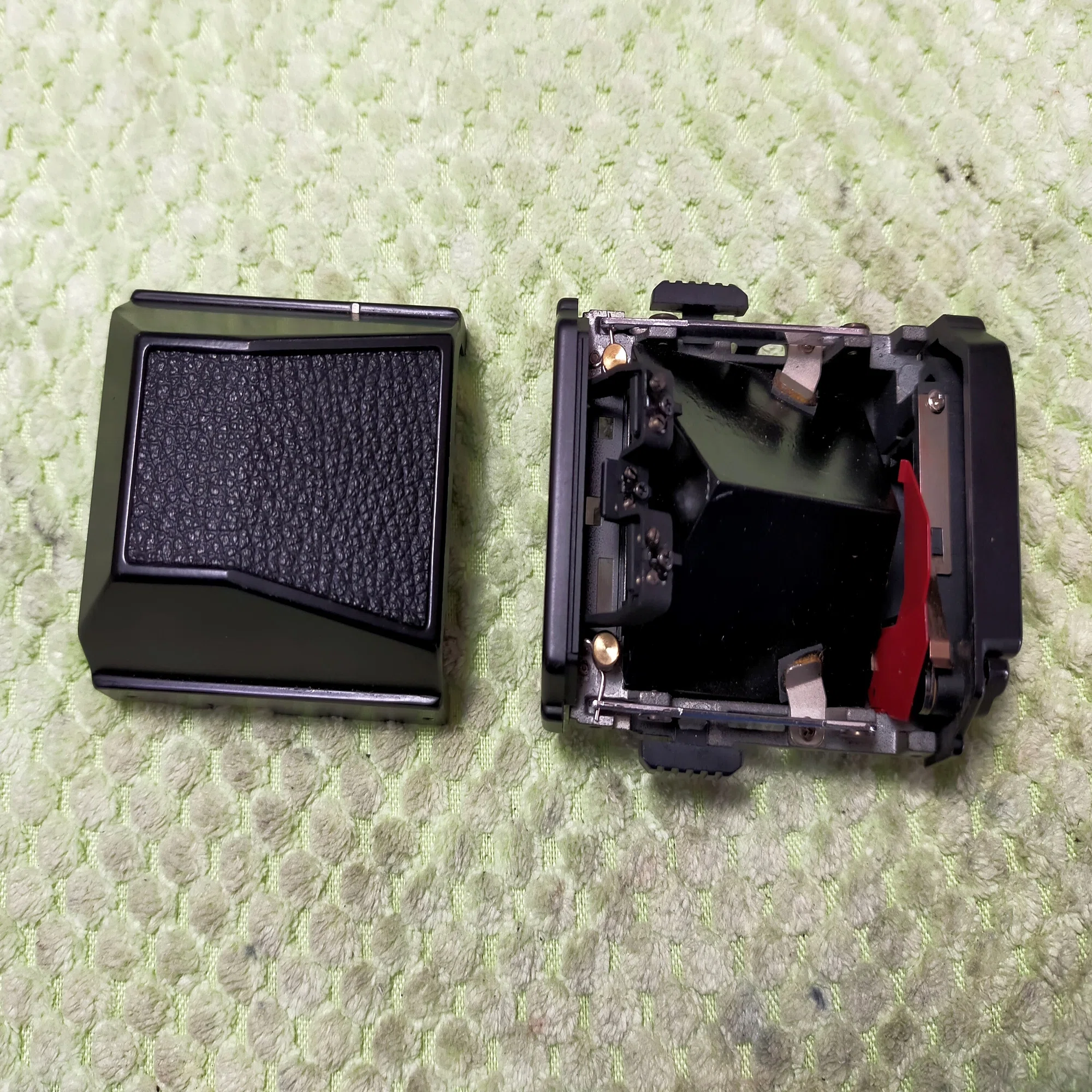 Nikon F3, F3HPのファインダー清掃｜フィルムカメラ修理のアクアカメラ