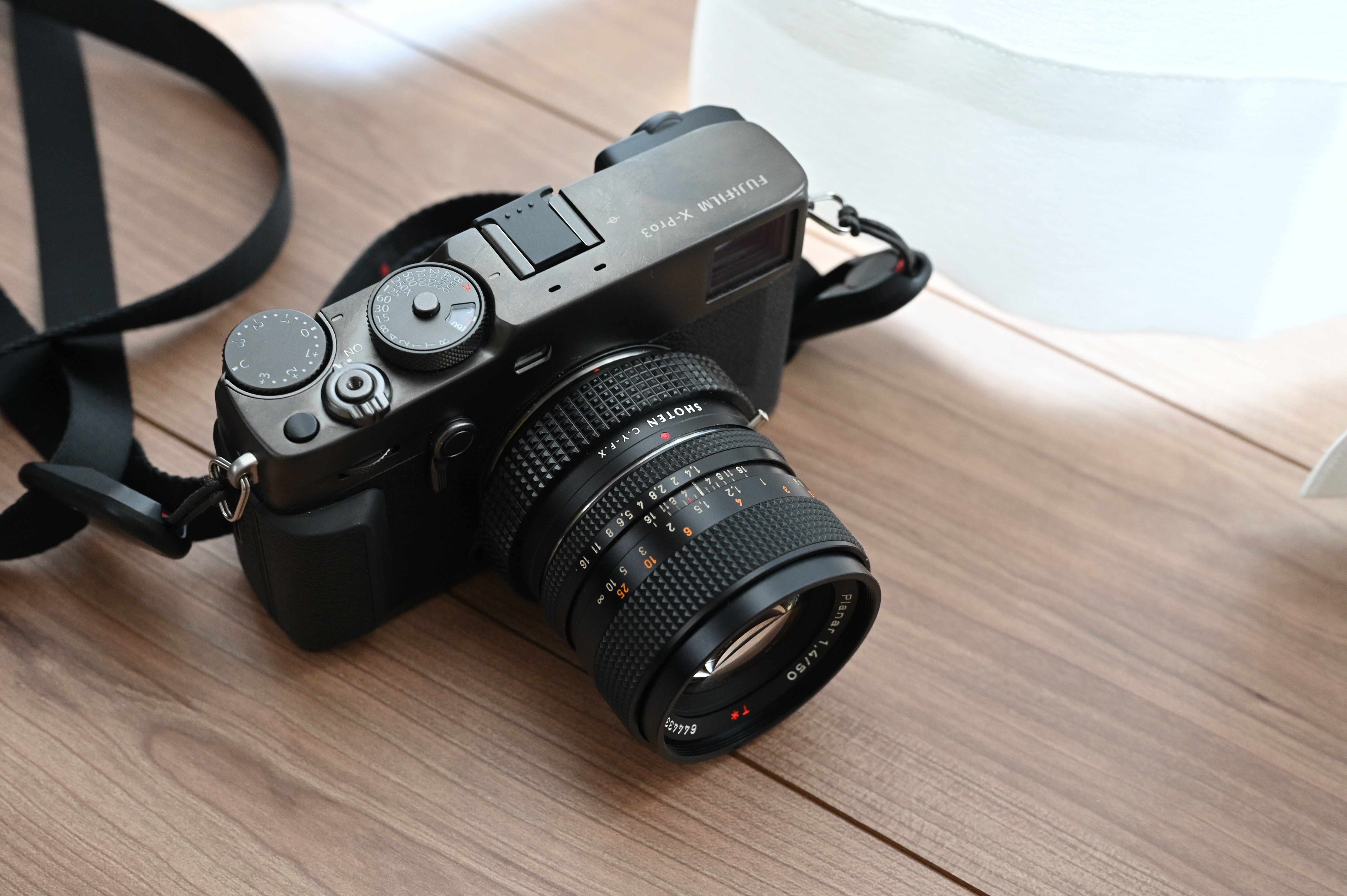 オールドレンズ】CARLZEISS Planar 50mm F1.4 AEJ x X-PRO3｜pepepe