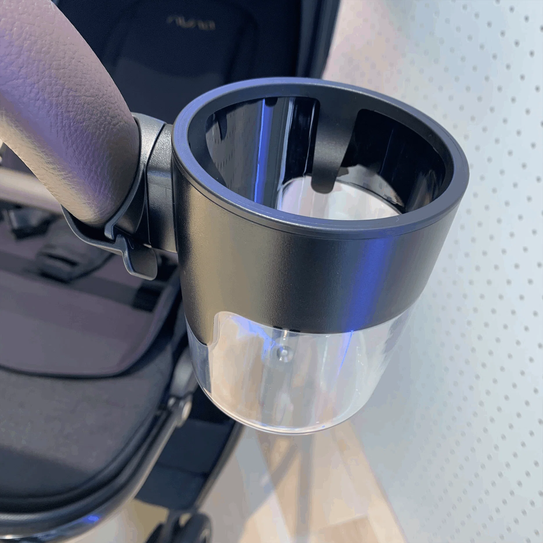 ベビーカーtrivユーザー様必見！【triv cup holder】のご紹介☆｜nuna