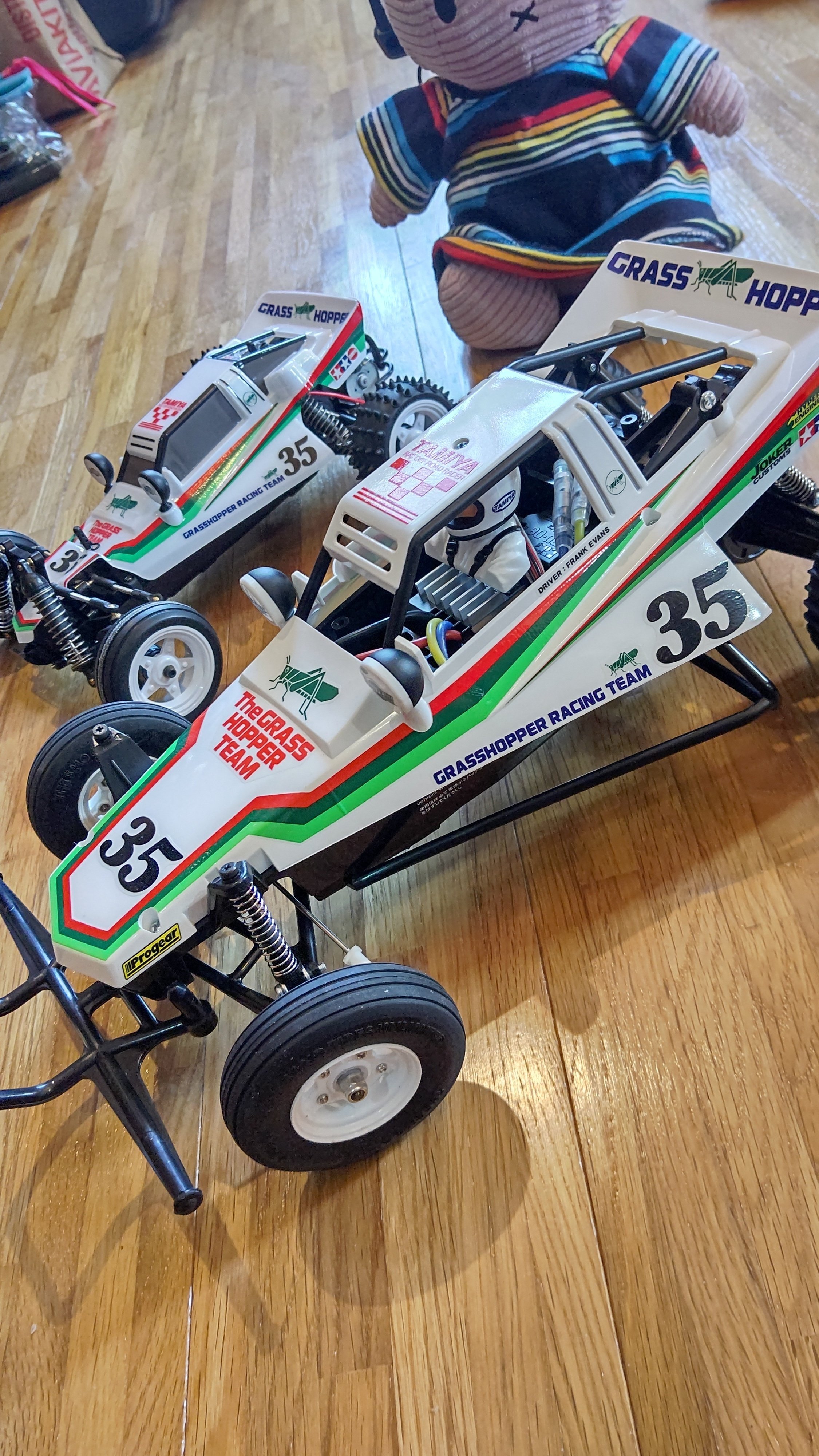 フルサイズ！タミヤの名作ラジコンカー『グラスホッパー』がついに