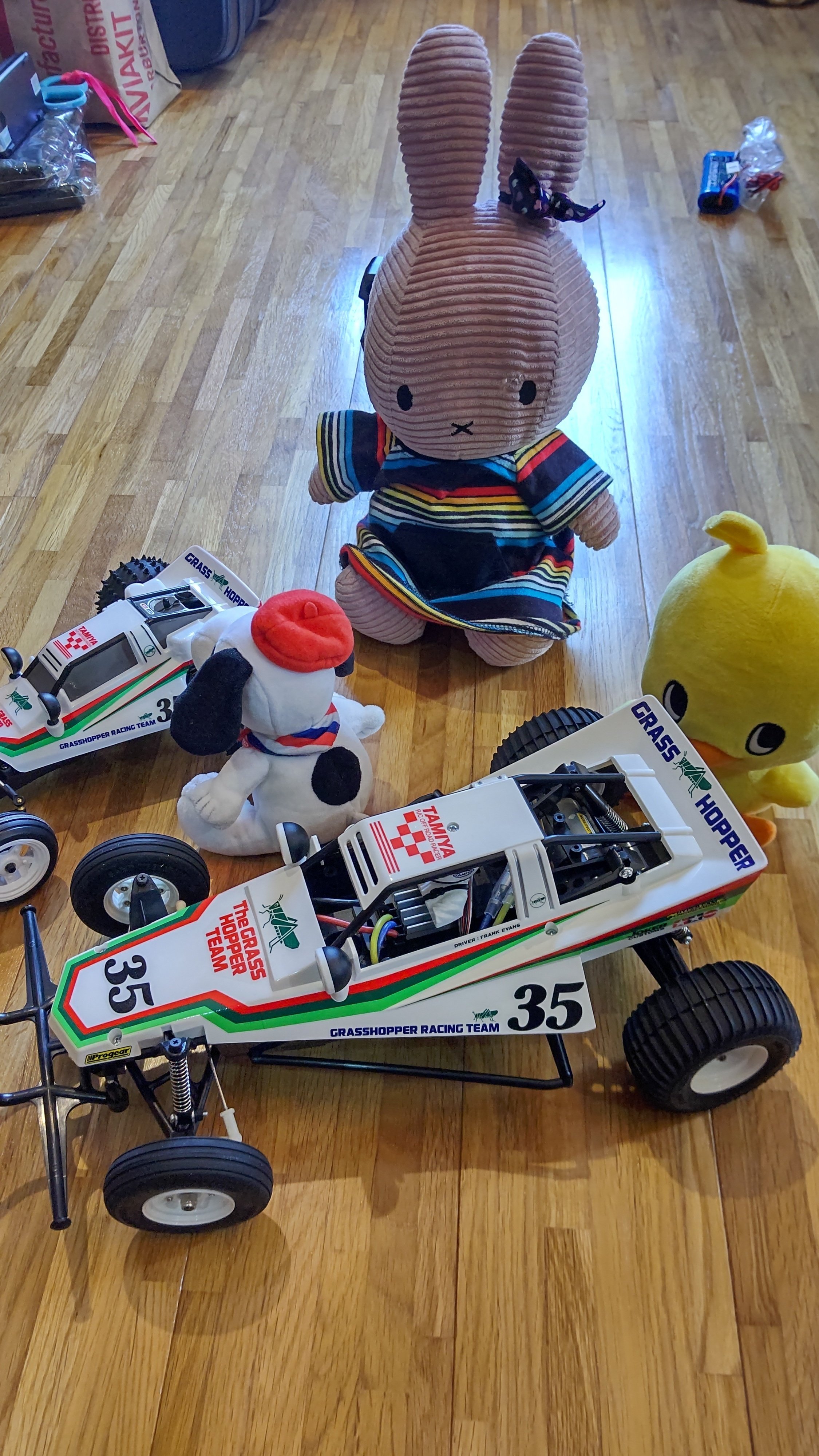 Tamiya Grass Hopper 35 ラジコン フルサイズ！タミヤの名作ラジコンカー『グラスホッパー』がついに