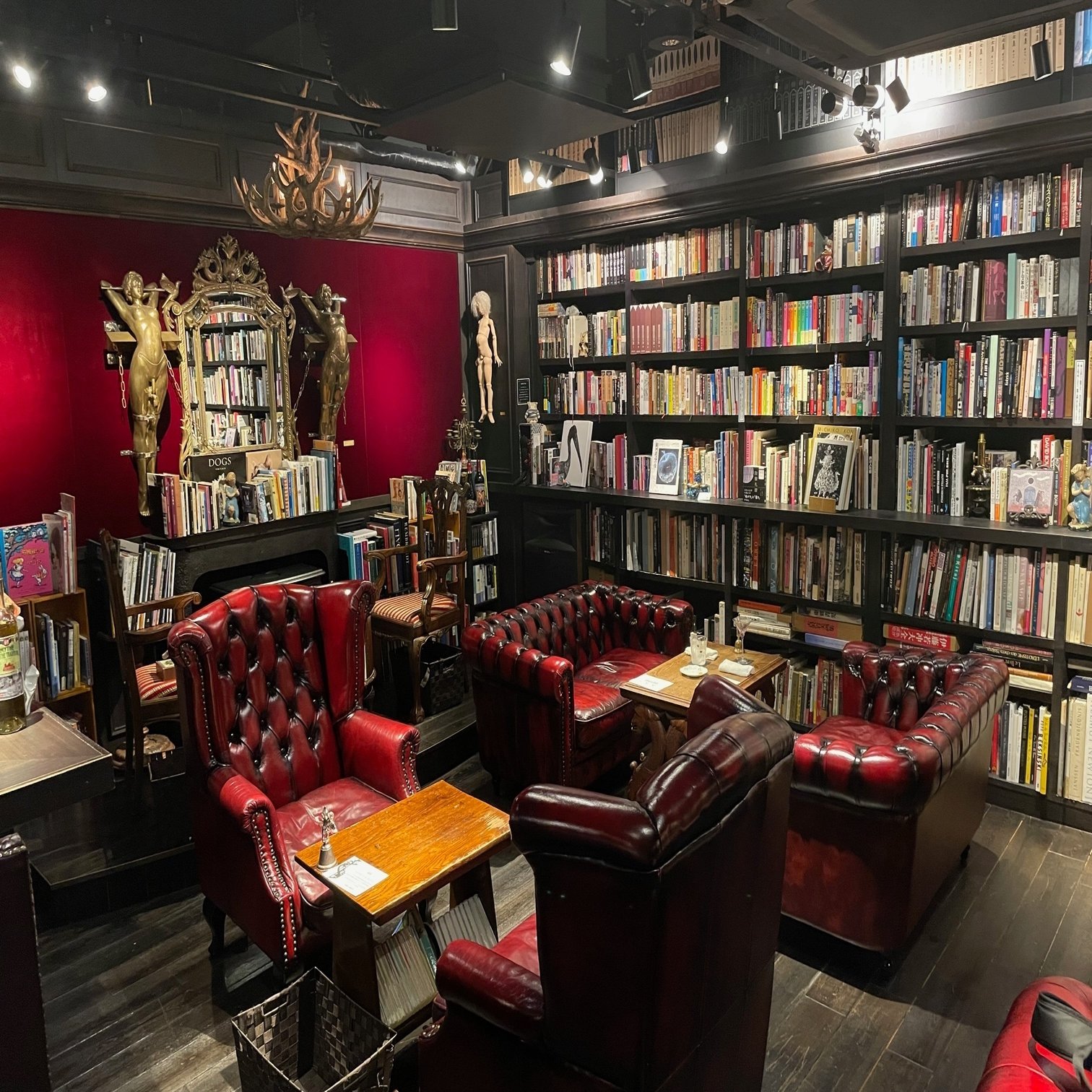 内装がとってもオシャレ 銀座にある文豪が通ったbar 十誡 演劇ごはん Note
