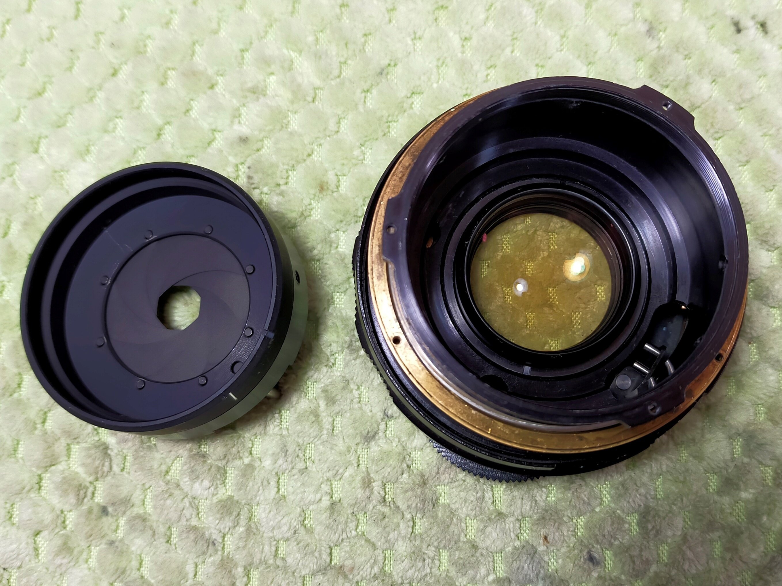 フード付き　絞り羽根18枚 Takumar 200mm 3.5 M42マウント フード付き 絞り羽根18枚 Takumar 200mm 3.5 M42マウント 絞り