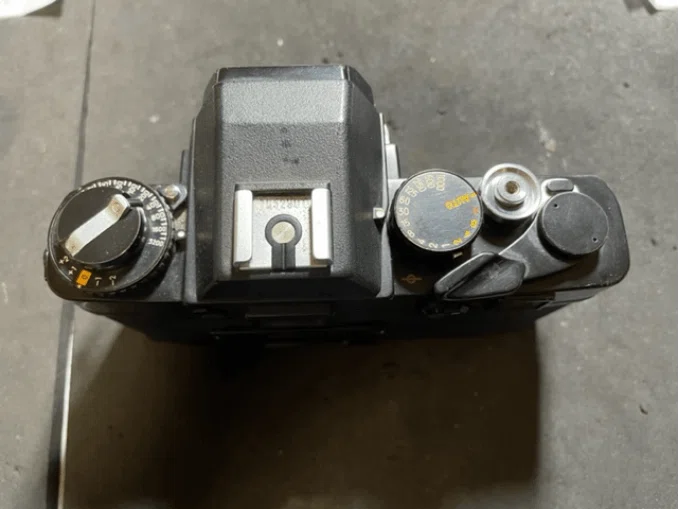 MINOLTA XE 分解 その①（プリズム清掃まで）｜FWP_office