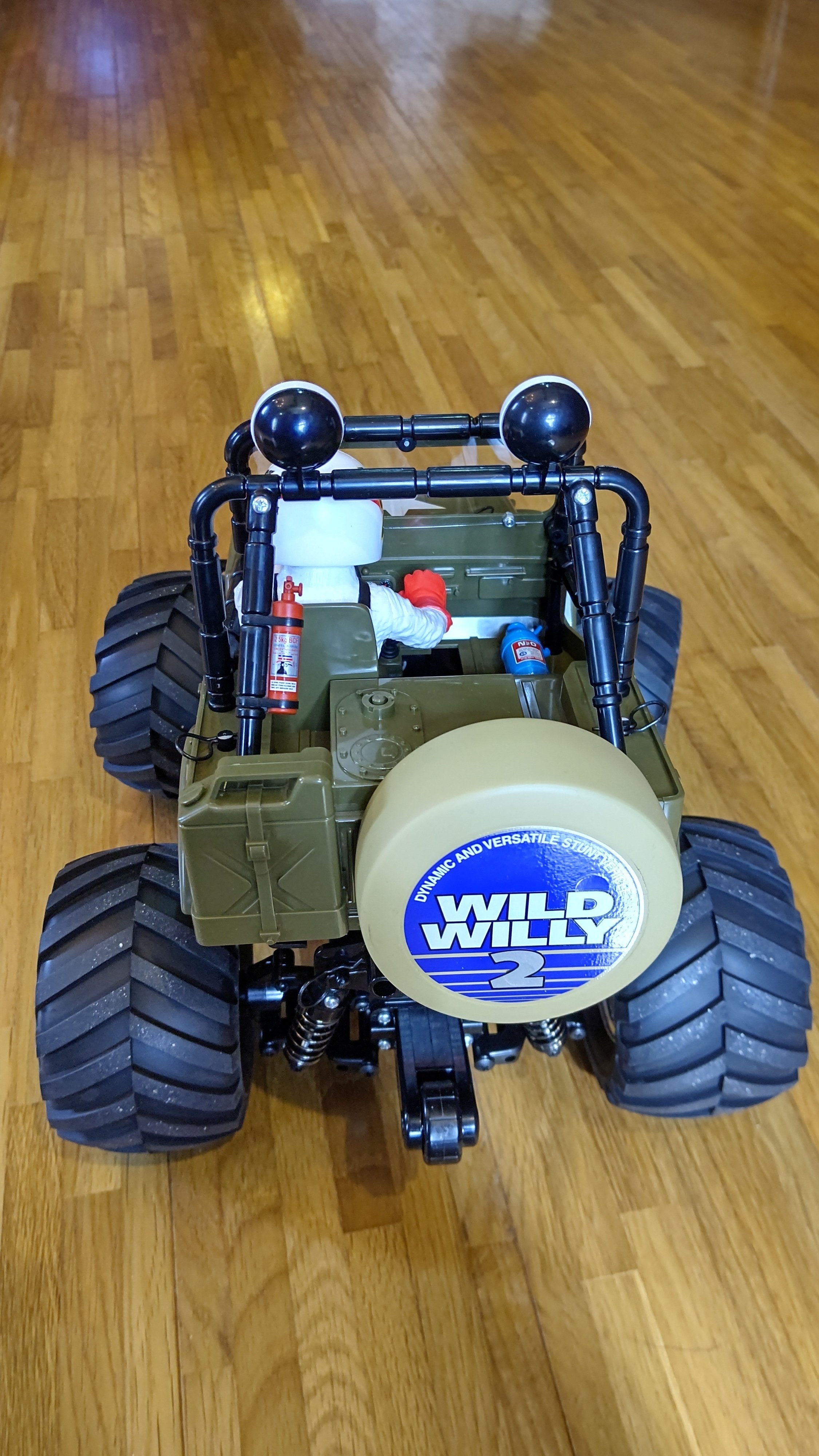 宇宙を突き抜ける天才ウイリーマシン！タミヤの伝説的ラジコンカー