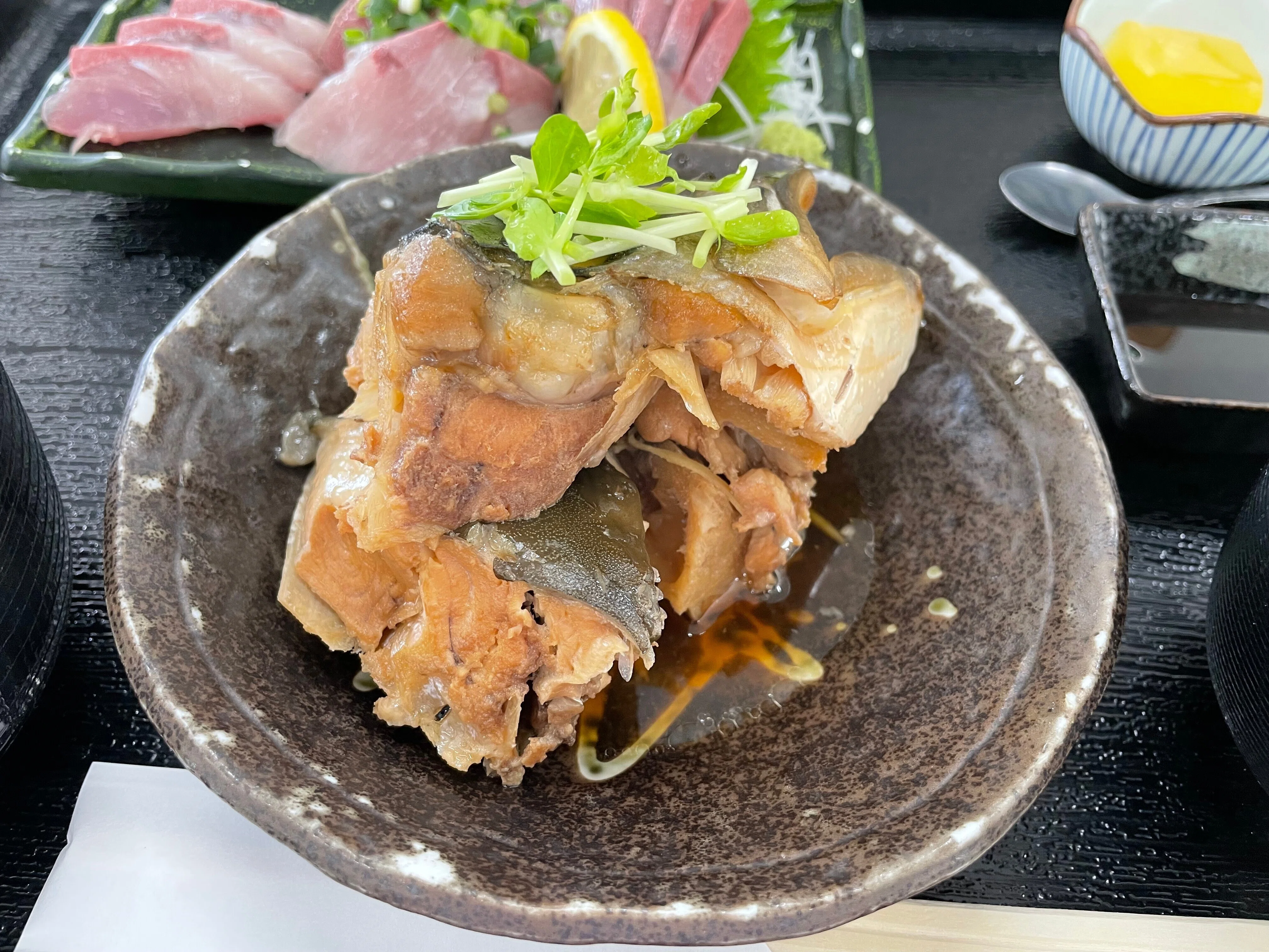 ブリ好き必食 長島大陸市場食堂 で たらふく鰤王を喰らう 鹿児島県長島町 おがたきりこ 旅するフリーライター Note ブリ好き必食 長島大陸市場食堂 で たらふく鰤王を喰らう 鹿児島県長島町 おがたきりこ 旅するフリーライター Note