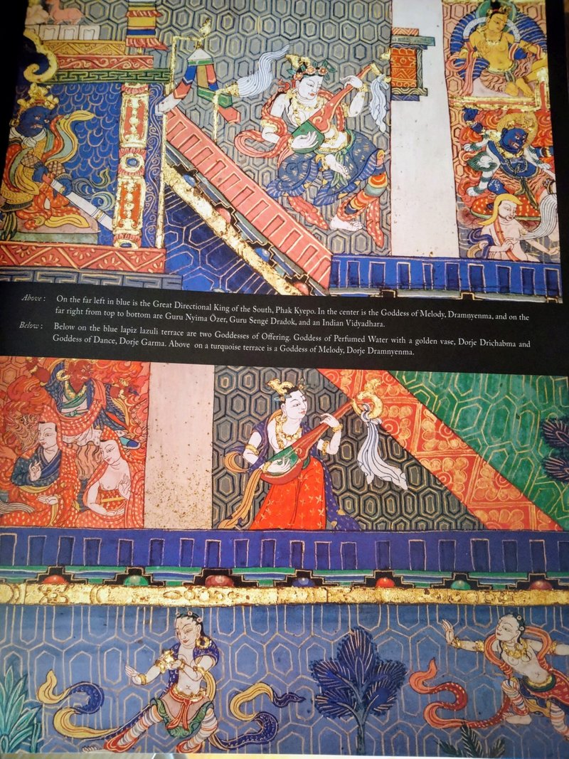 p.131 ヒマラヤ密教の曼荼羅画集『Zangdok Palri: The Lotus Light Palace of Guru Rinpoche』