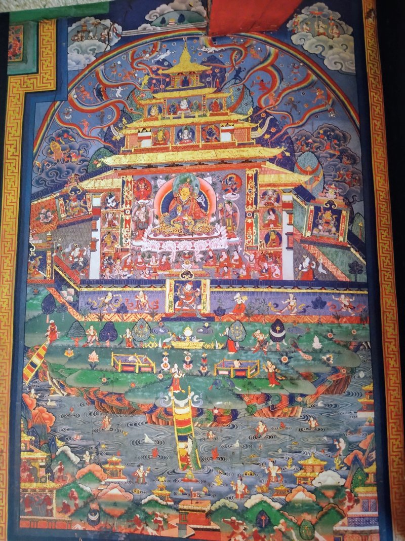p.122 ヒマラヤ密教の曼荼羅画集『Zangdok Palri: The Lotus Light Palace of Guru Rinpoche』