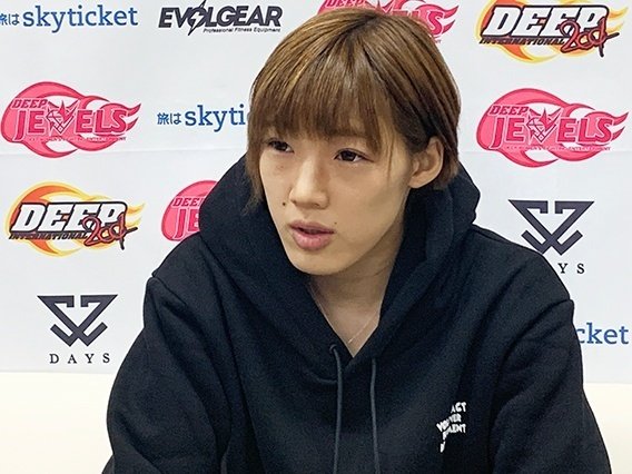 伊澤星花／直筆サイン入り／グッズ／まとめ売り／超レア／まとめ売り！RIZIN！ 伊澤「極める自信はあります！」Yogibo presents RIZIN.33 公開