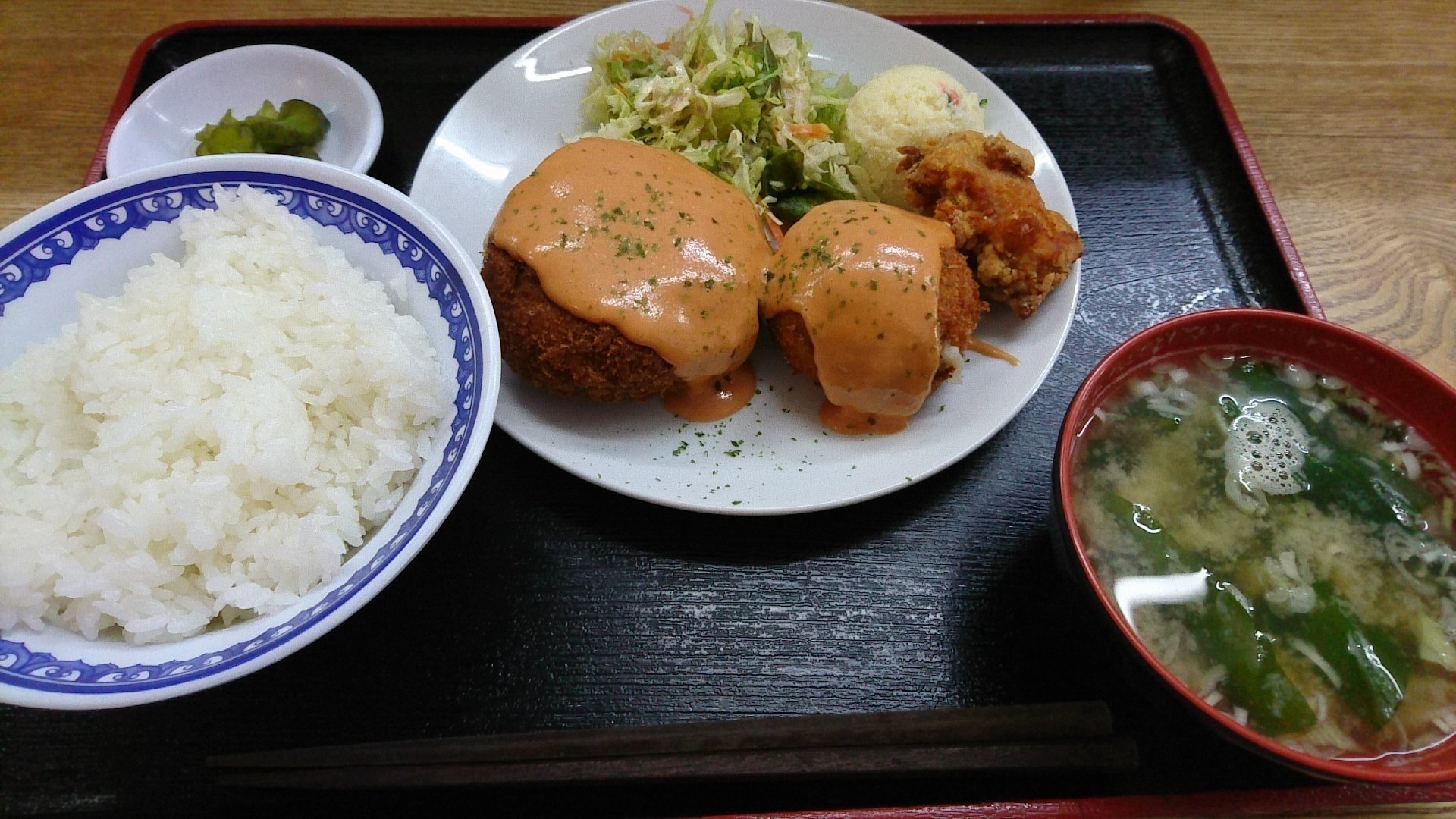 福岡おいしい店 昭和漂う大衆食堂の メンチカツ定食 介護予防 を推進する元よしもと芸人ライター ぺいいち Note 福岡おいしい店 昭和漂う大衆食堂の メンチカツ定食 介護予防 を推進する元よしもと芸人ライター ぺいいち Note