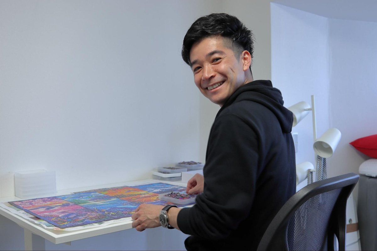 ※趣味のジグソーパズルが多忙な業務の息抜きだというDaichi。ラッセンなど海の絵柄が好きなのだとか。