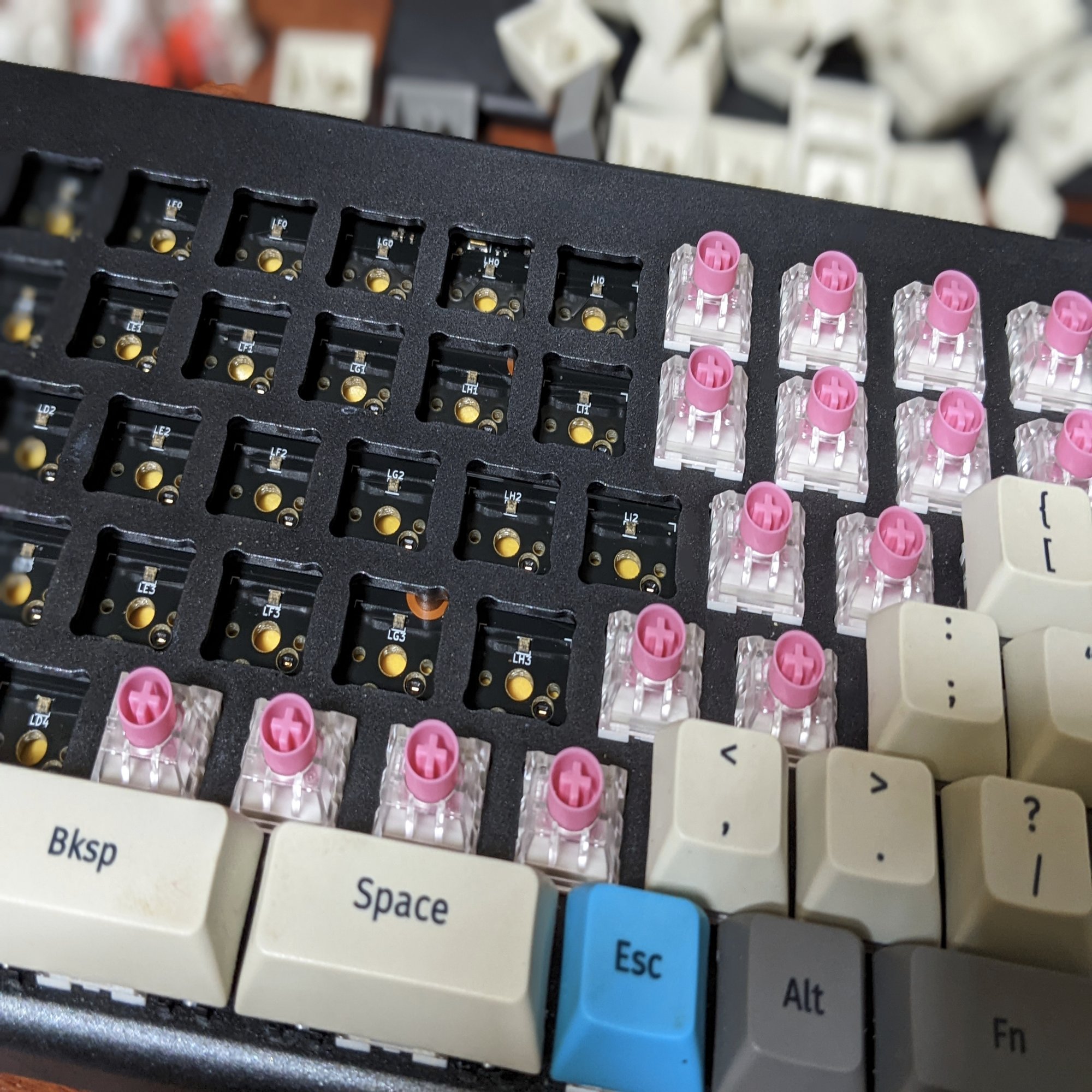 Launchキーボード（14）：究極のキーボードを求めて（Kailh BOX静音  