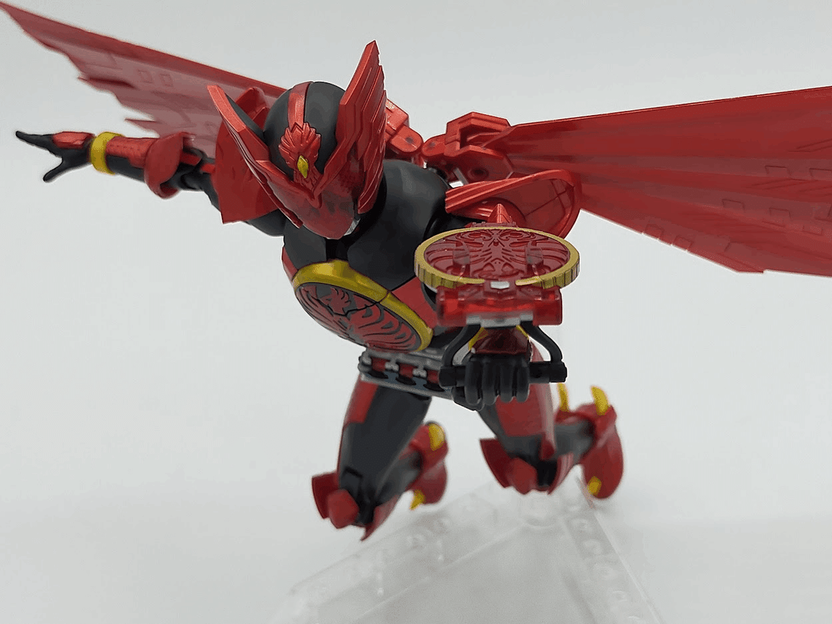 Figure-rise Standard 仮面ライダーオーズ　タトバ　タジャドル Amazon.co.jp: バンダイ(BANDAI) Figure-rise Standard 仮面