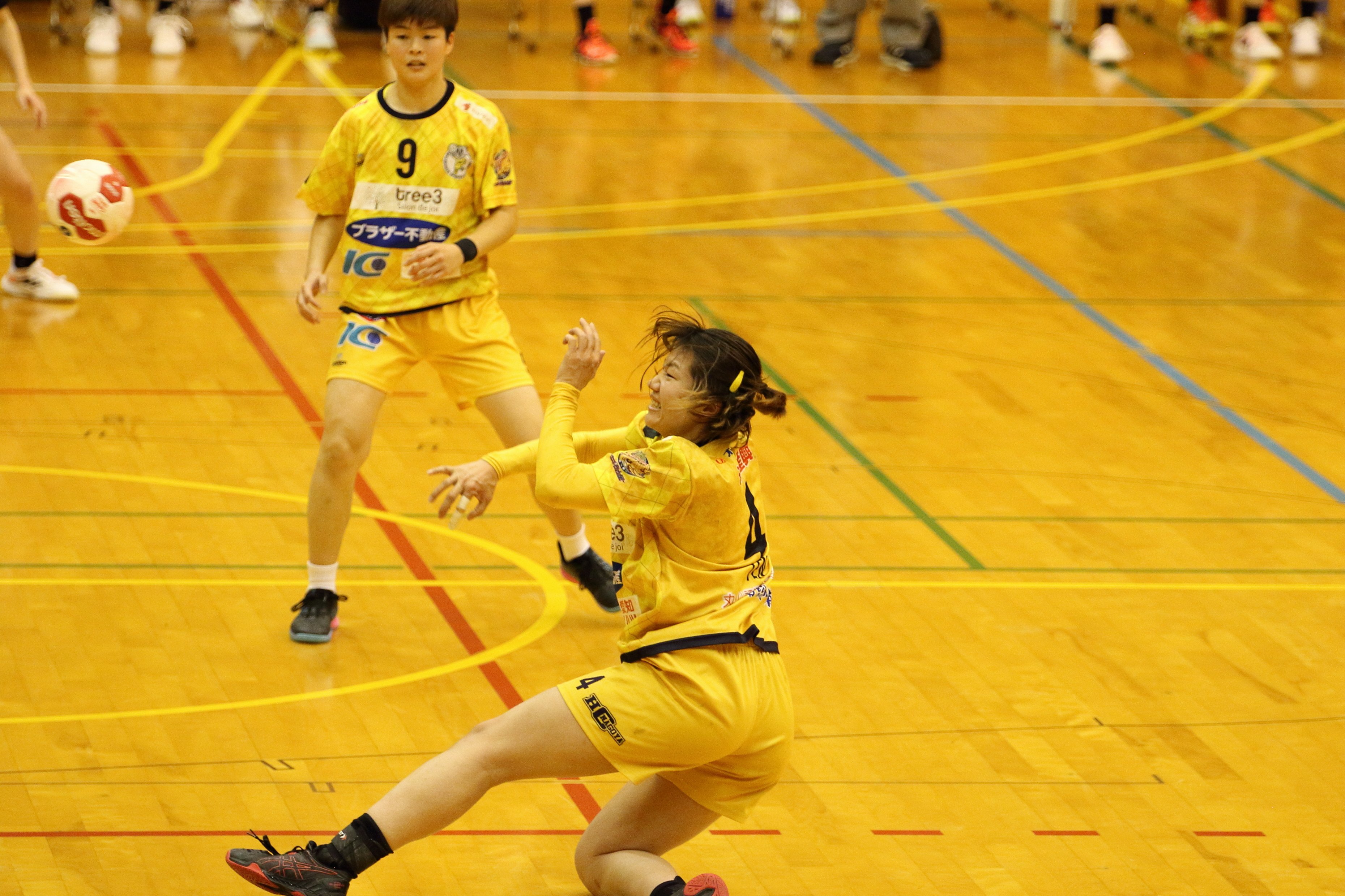 HC名古屋 NO.4 綿引 彩恵選手|tat