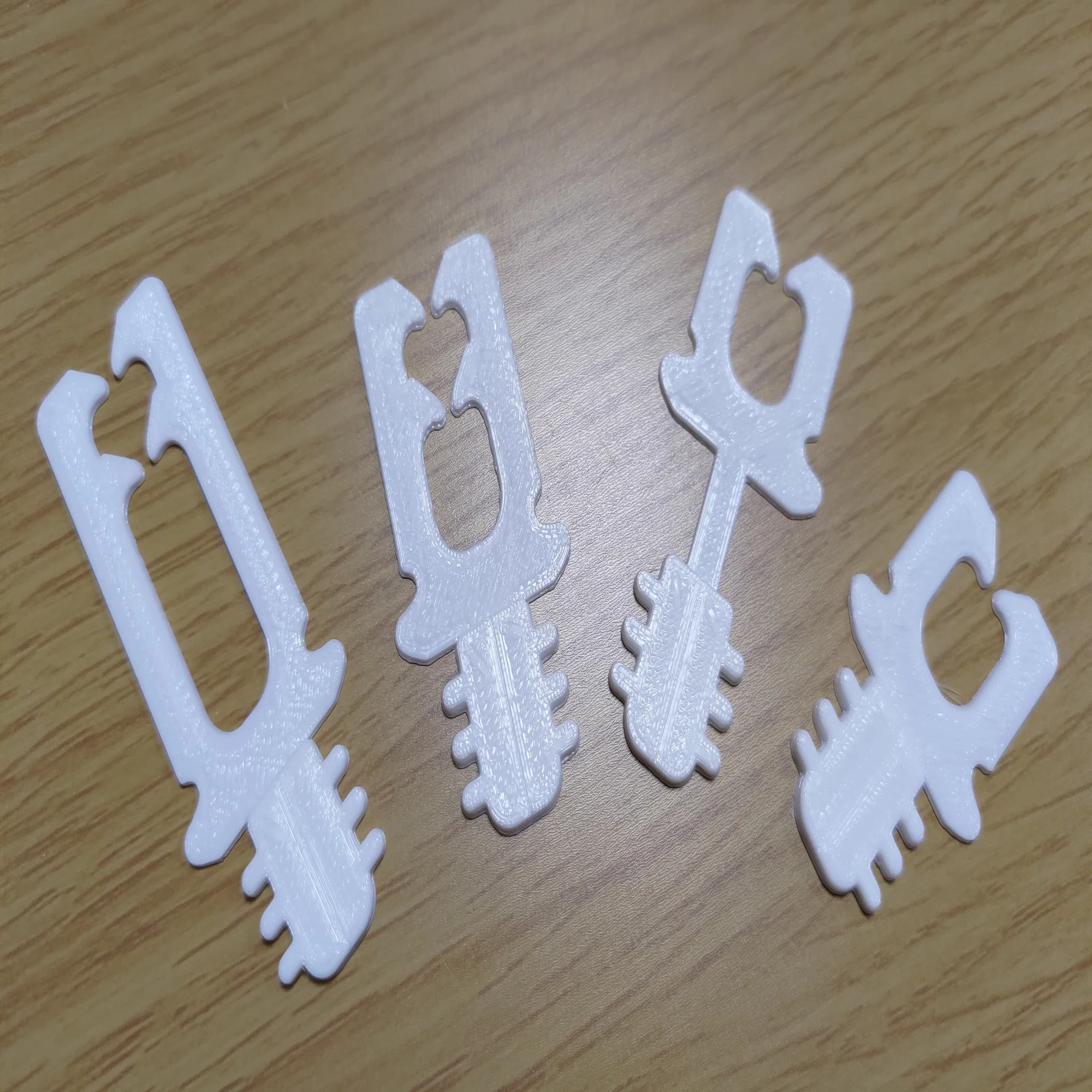 食パンの袋を止めるヤツ｜食材の山羊